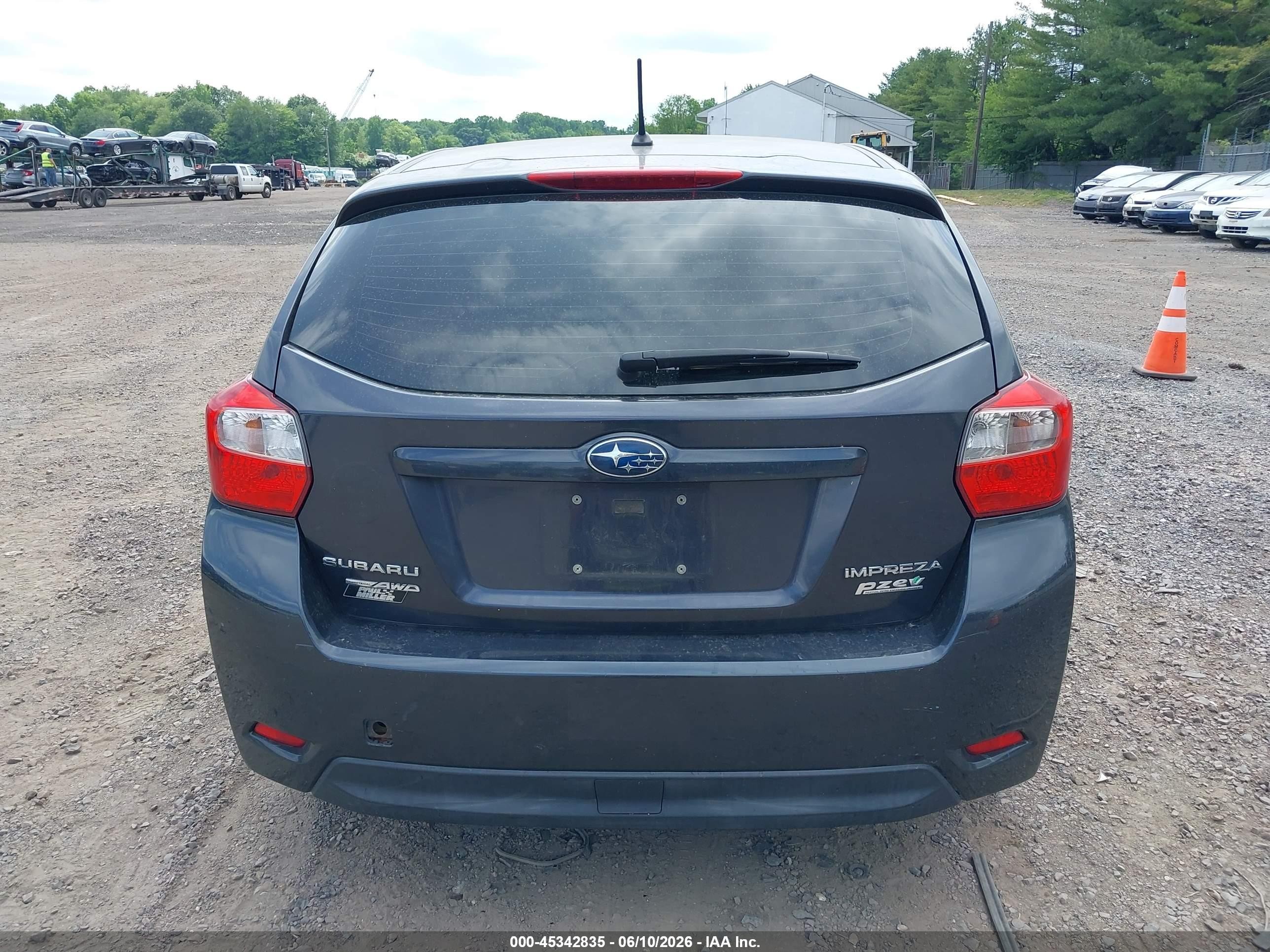 2014 Subaru Impreza 2.0i Premium Dark Blue vin: JF1GPAC62E8223686