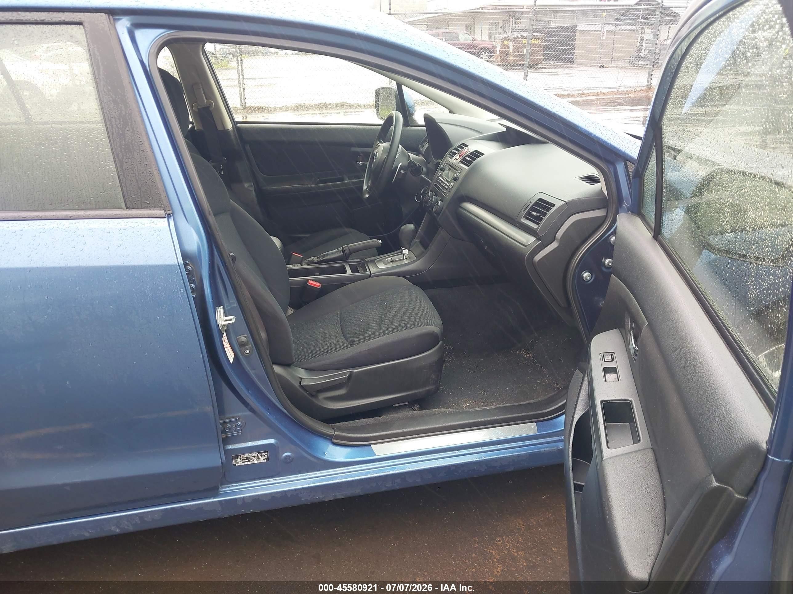 2014 Subaru Impreza 2.0i Premium Синий vin: JF1GPAC62E8247292