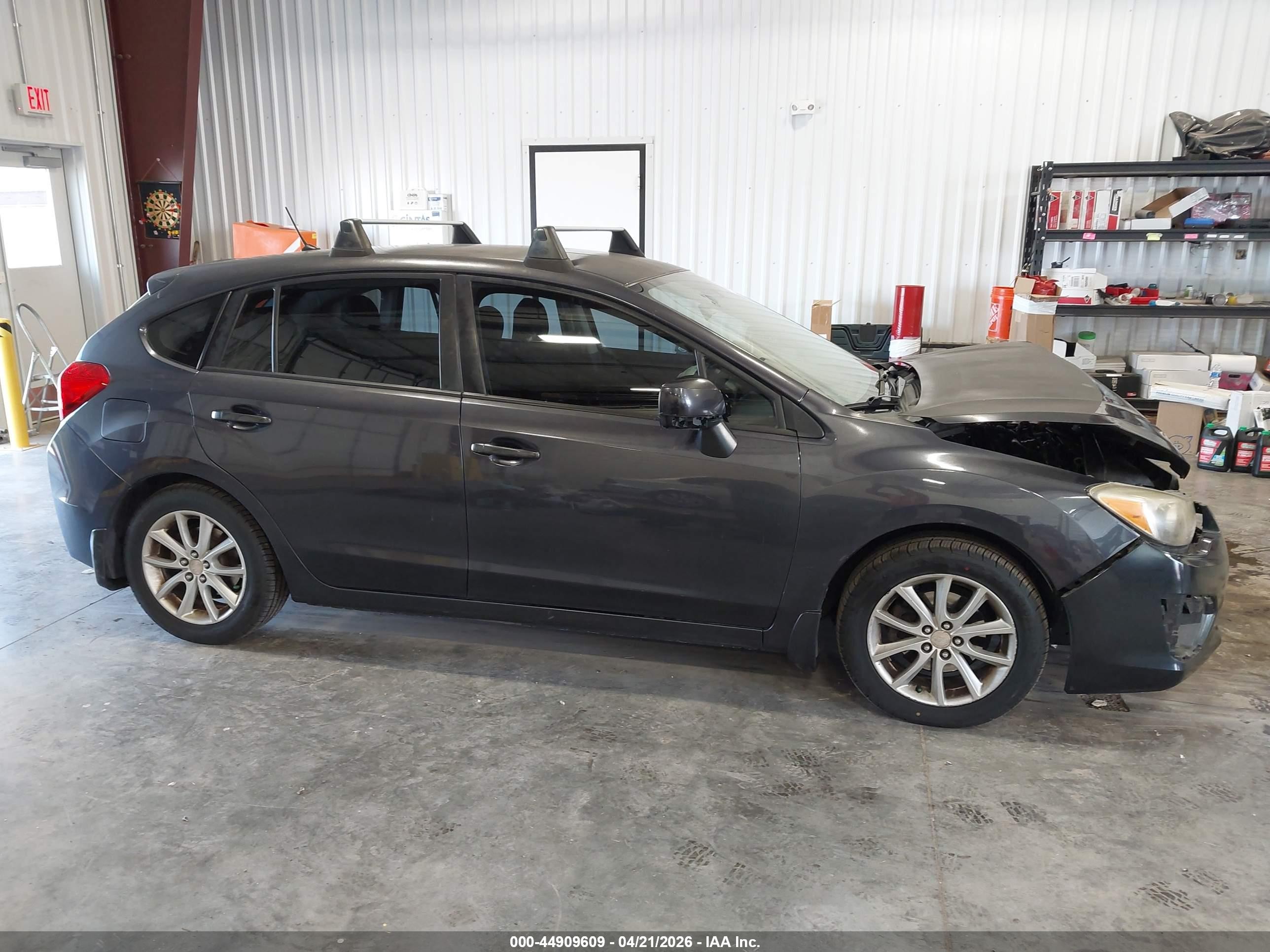 2014 Subaru Impreza 2.0i Premium Серый vin: JF1GPAC62E8254050