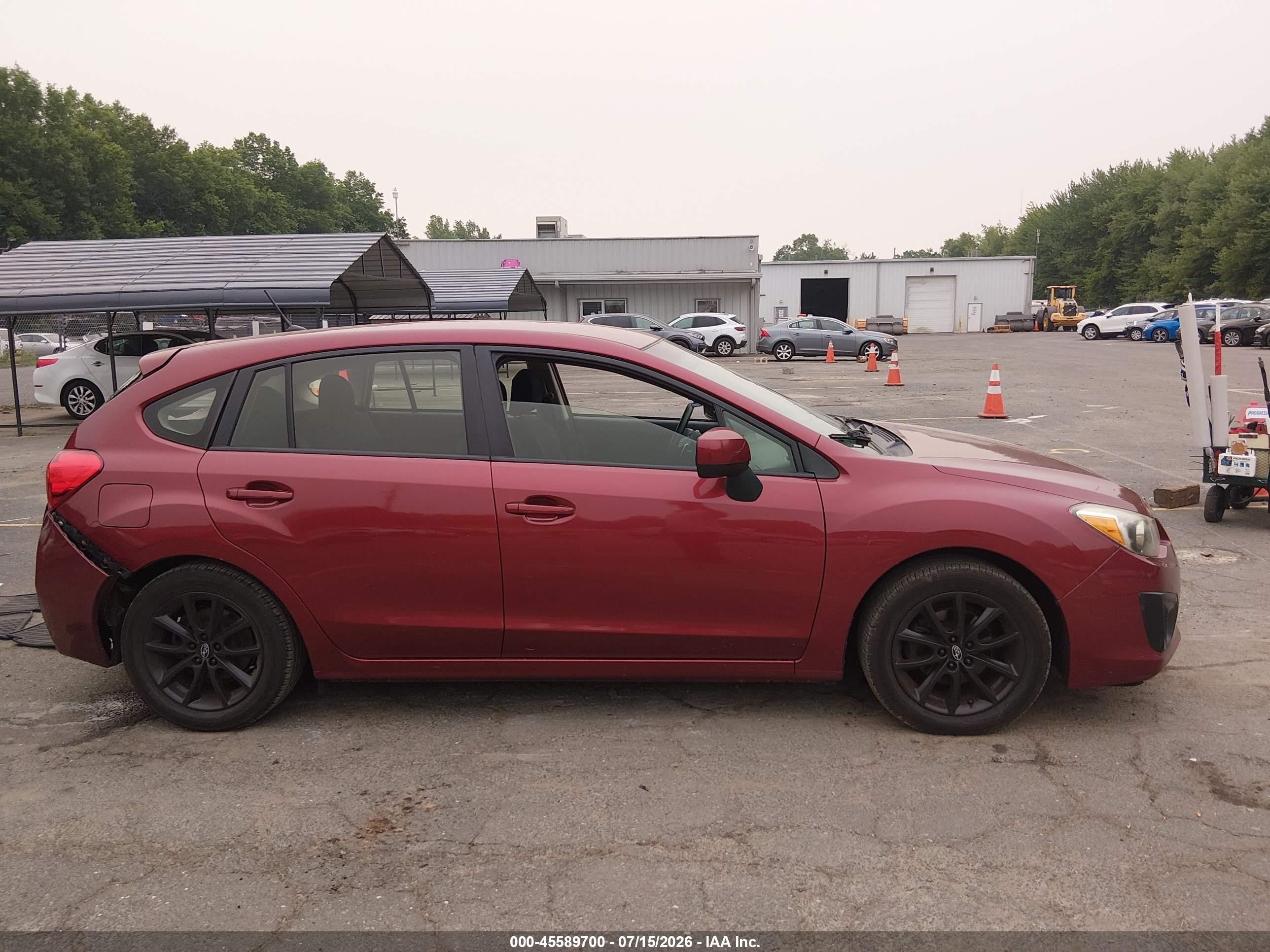 2014 Subaru Impreza 2.0i Premium Red vin: JF1GPAC62E8260155