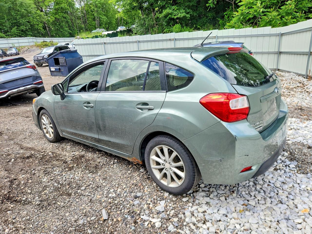 2014 Subaru Impreza Premium Зеленый vin: JF1GPAC62E9293764