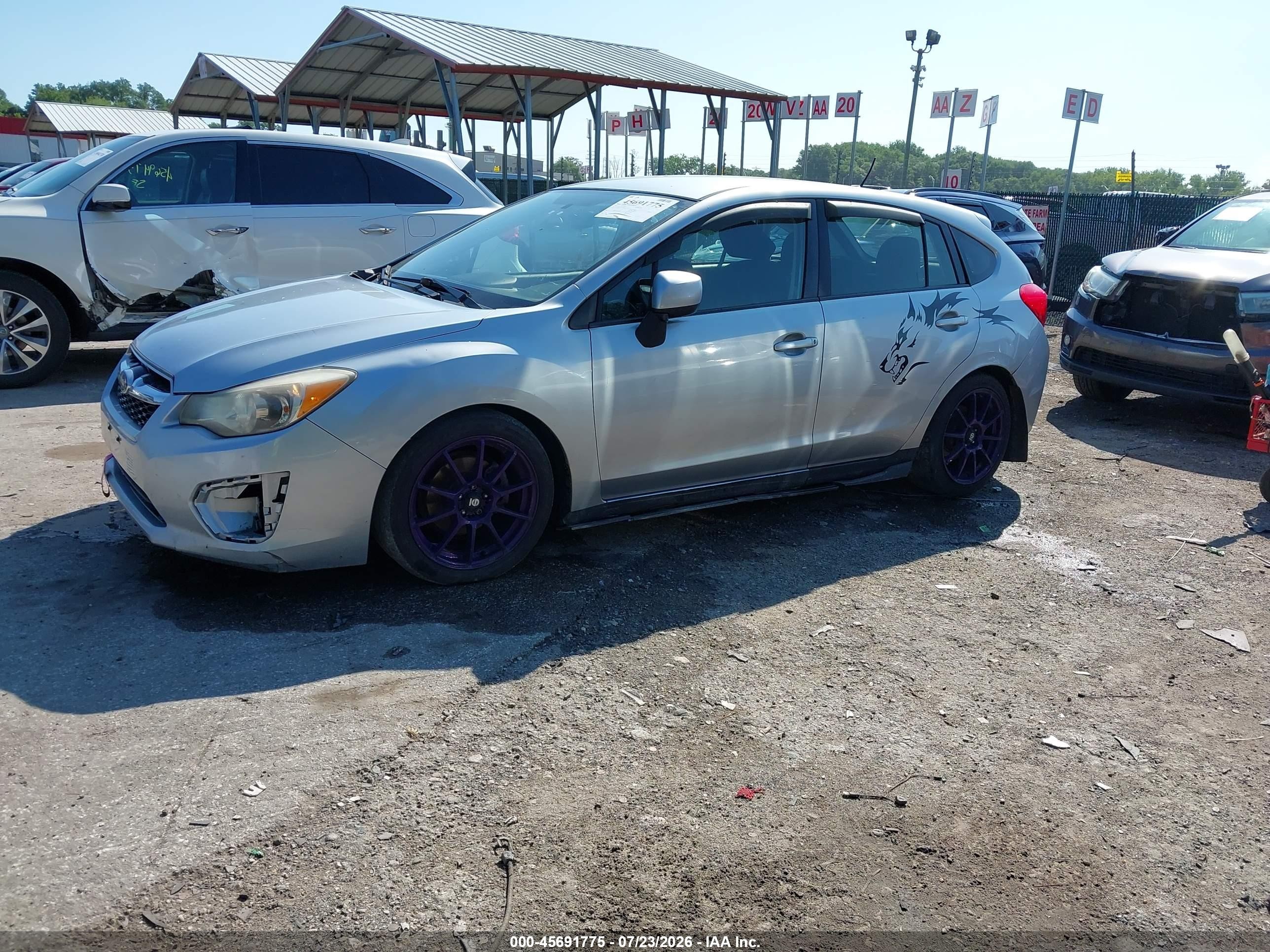 2012 Subaru Impreza 2.0i Premium Silver vin: JF1GPAC63CH209356