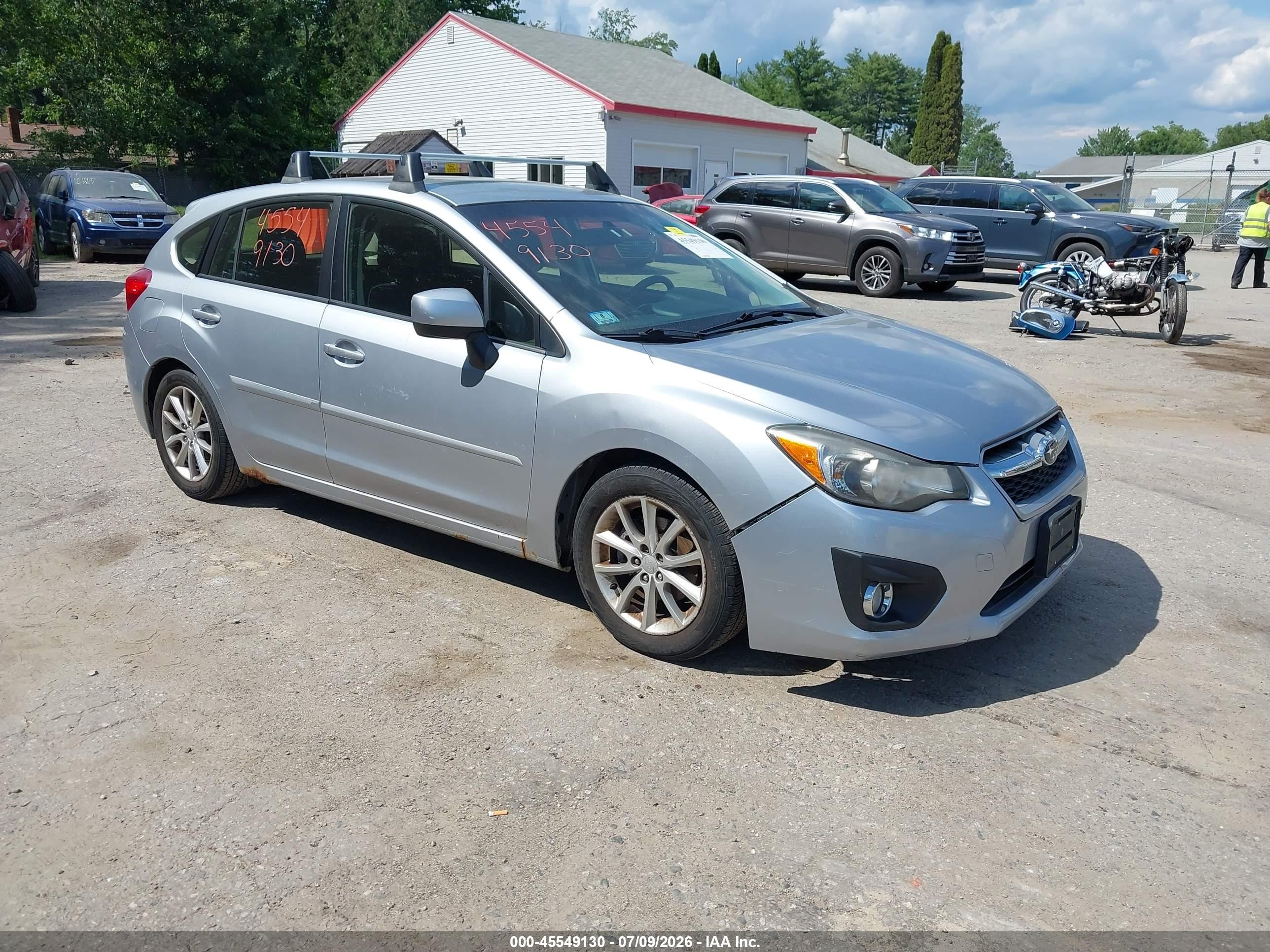 2013 Subaru Impreza 2.0i Premium Silver vin: JF1GPAC64DH813600