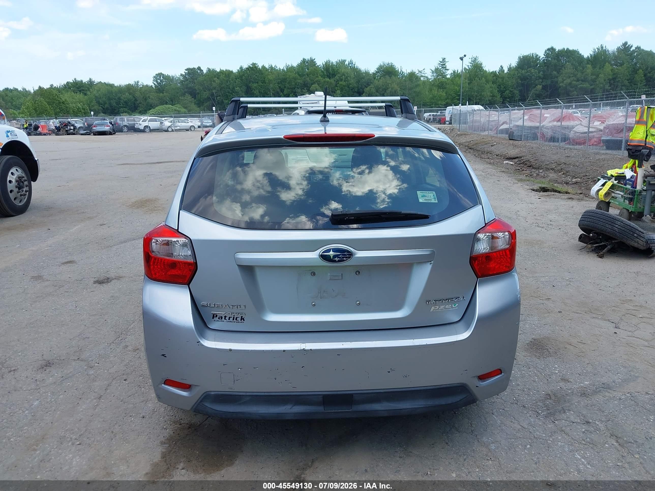 2013 Subaru Impreza 2.0i Premium Серебряный vin: JF1GPAC64DH813600