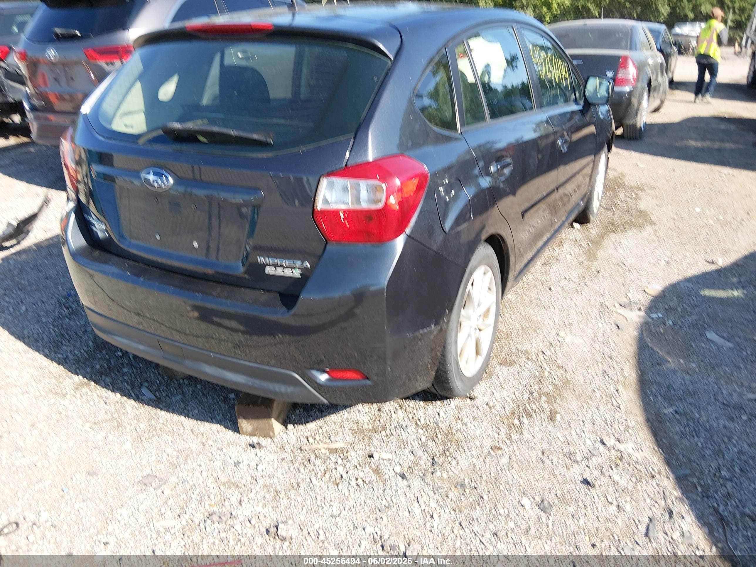 2014 Subaru Impreza 2.0i Premium Gray vin: JF1GPAC64E8309436