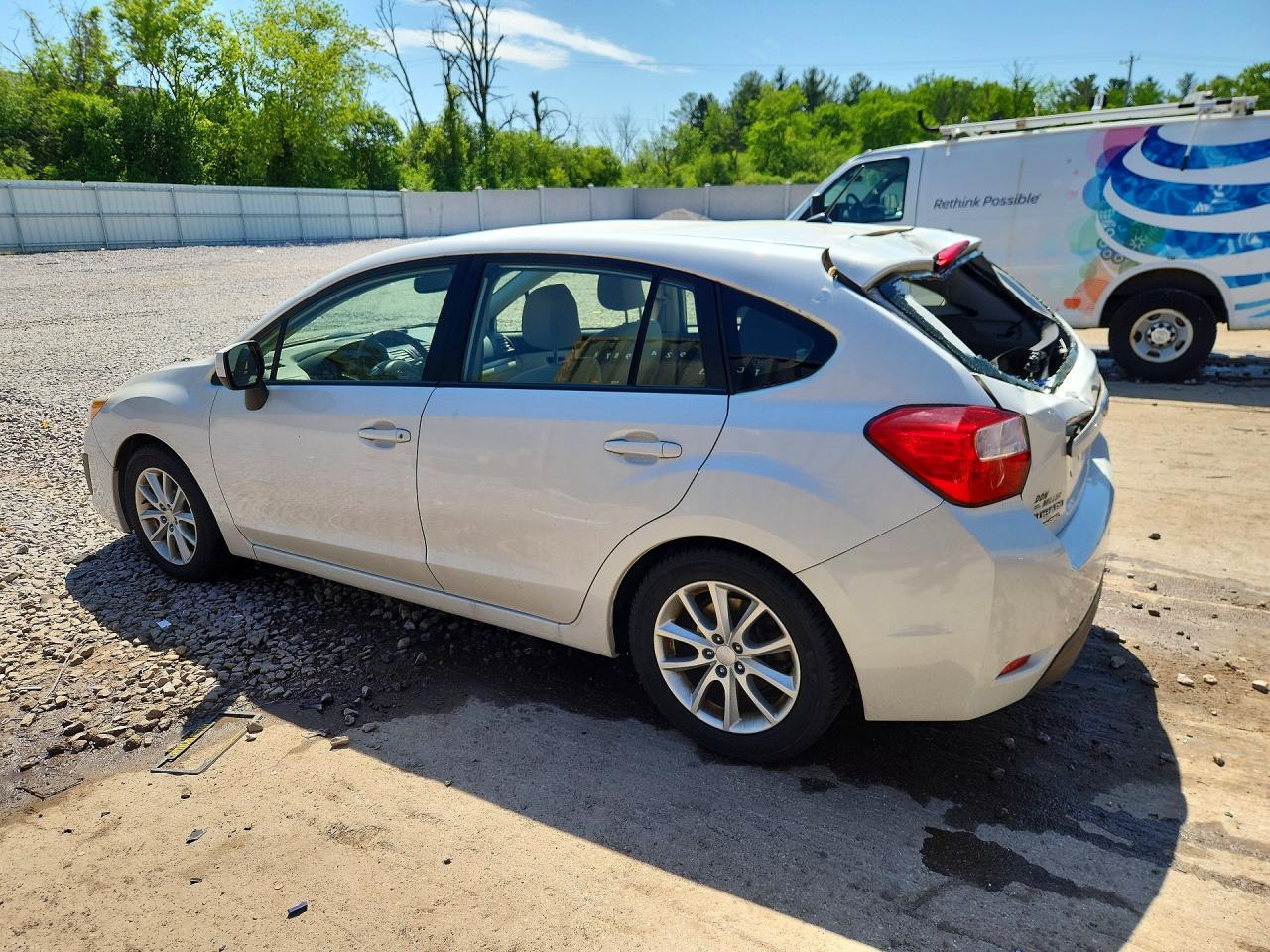 2014 Subaru Impreza Premium White vin: JF1GPAC64E9269174