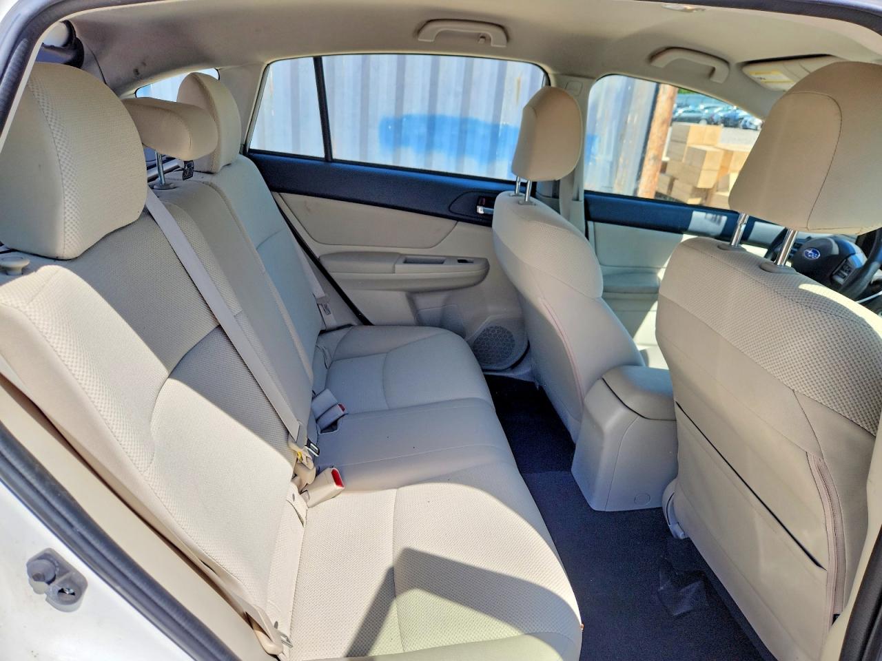 2014 Subaru Impreza Premium White vin: JF1GPAC64E9269174