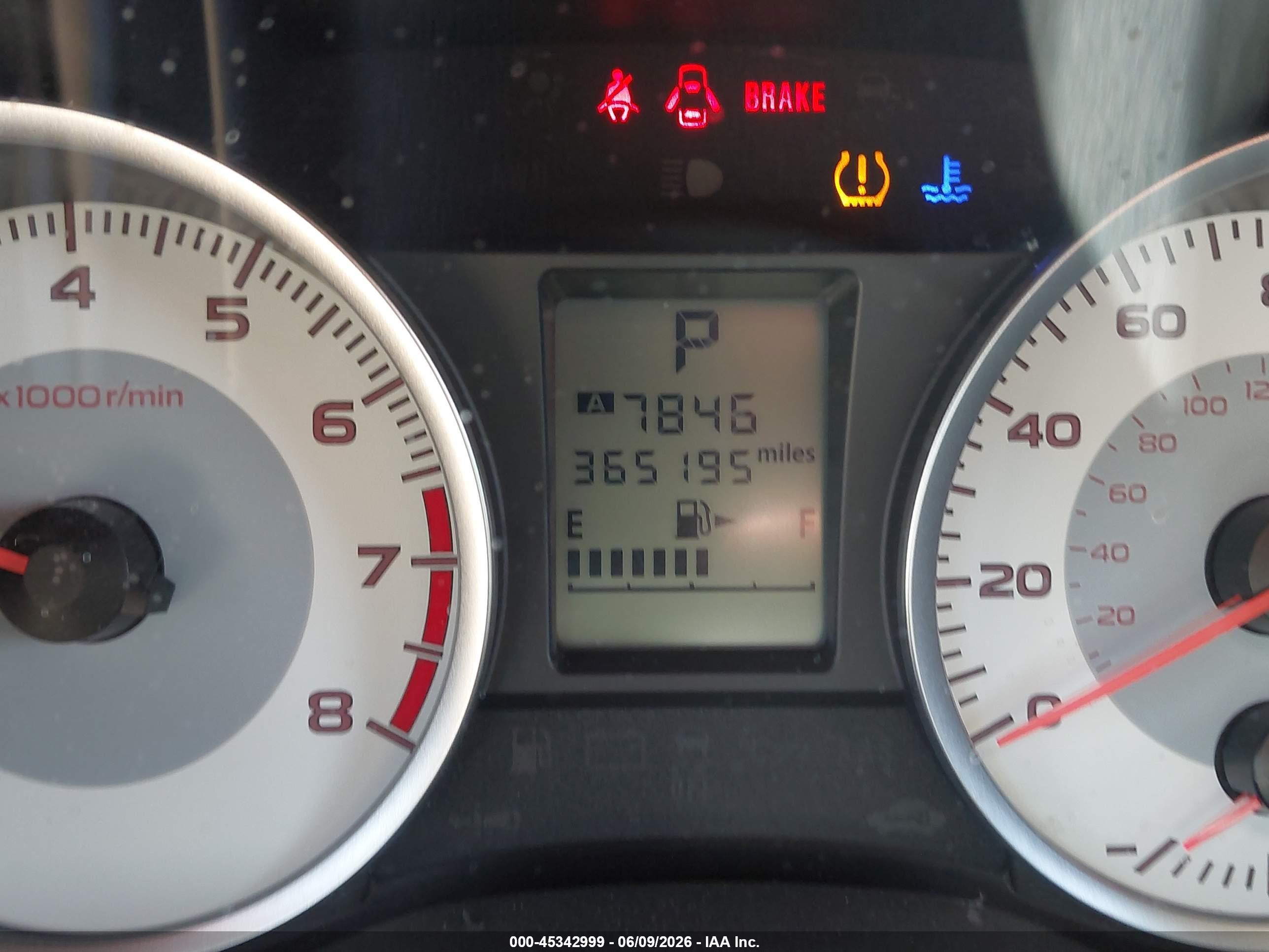 2013 Subaru Impreza 2.0i Premium Silver vin: JF1GPAC65DH200627