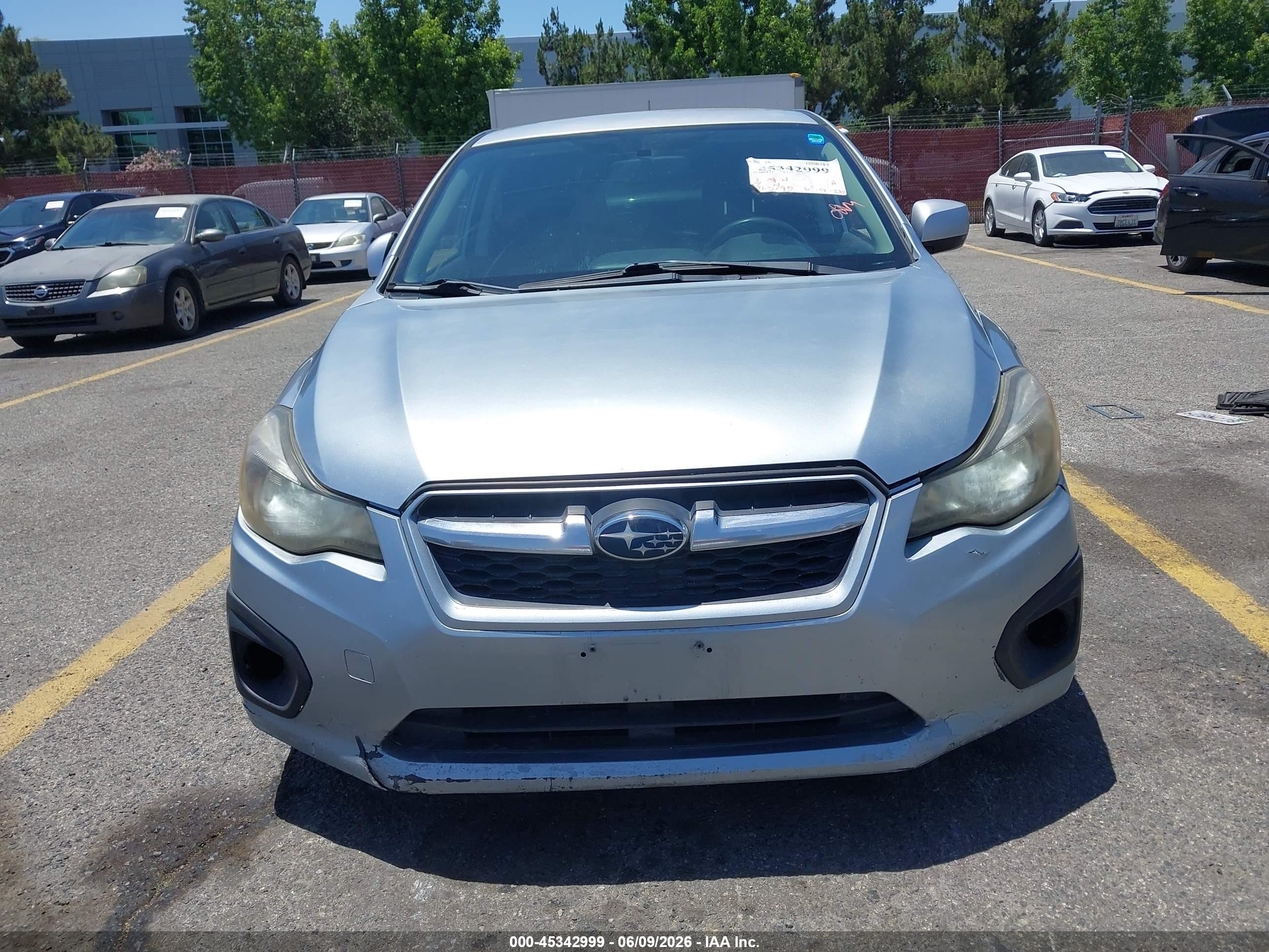 2013 Subaru Impreza 2.0i Premium Silver vin: JF1GPAC65DH200627
