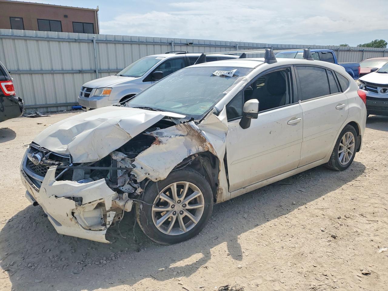 2013 Subaru Impreza Premium White vin: JF1GPAC65DH202717
