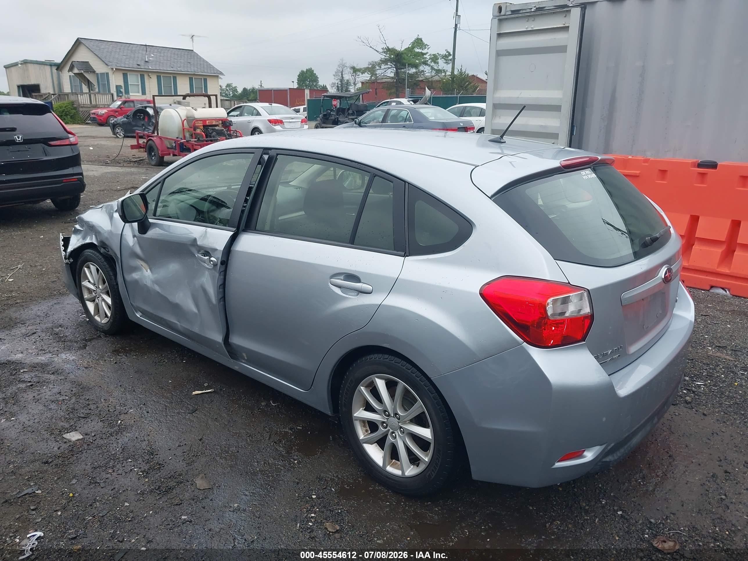 2013 Subaru Impreza 2.0i Premium Серебряный vin: JF1GPAC65DH207660