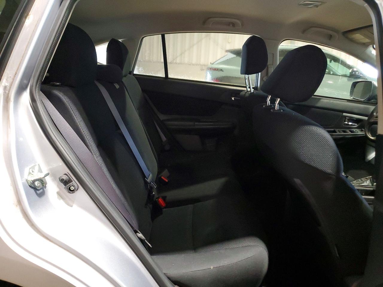 2014 Subaru Impreza Premium Серебряный vin: JF1GPAC65E8279220