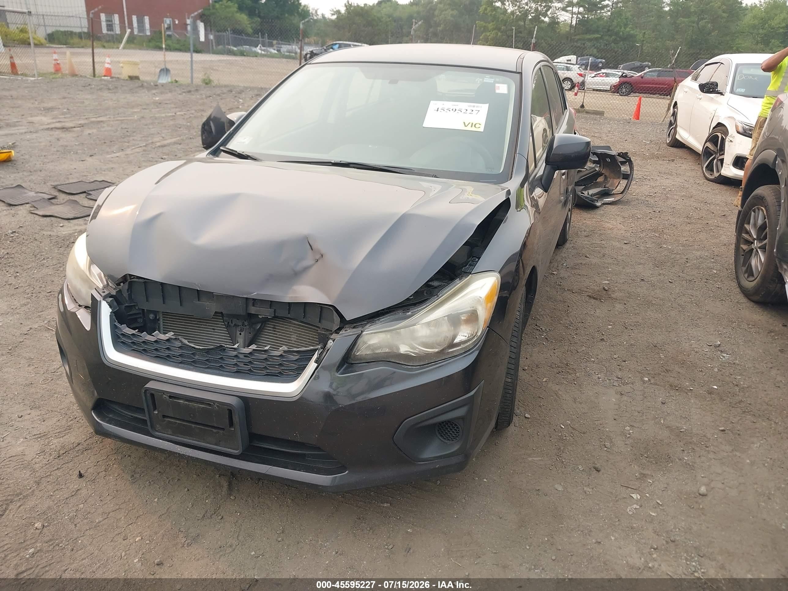 2014 Subaru Impreza 2.0i Premium Gray vin: JF1GPAC66E8320261