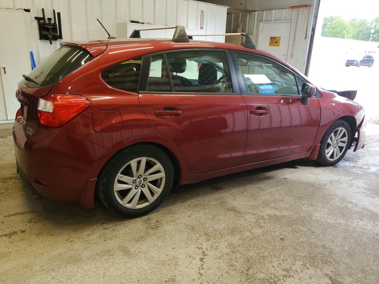 2015 Subaru Impreza Premium Темно-бордовый vin: JF1GPAC66F8202065