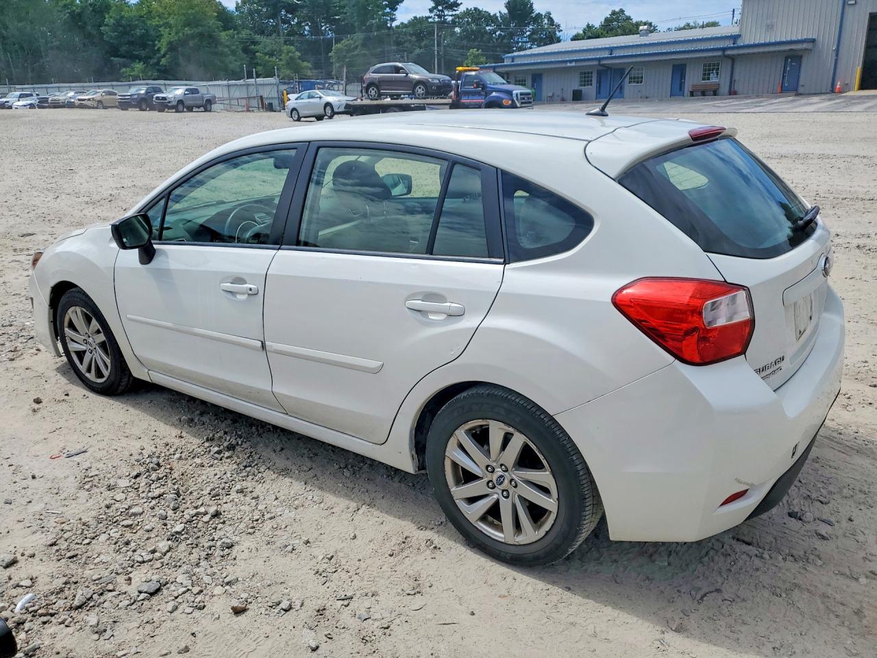 2015 Subaru Impreza Premium White vin: JF1GPAC66F8203751