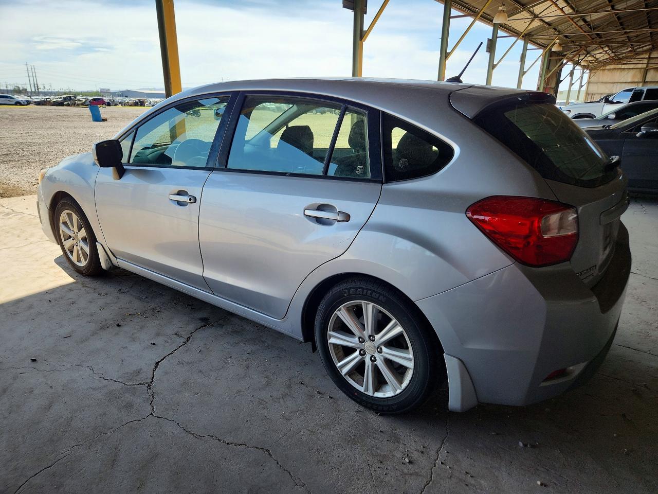 2014 Subaru Impreza Premium Silver vin: JF1GPAC67E8237700