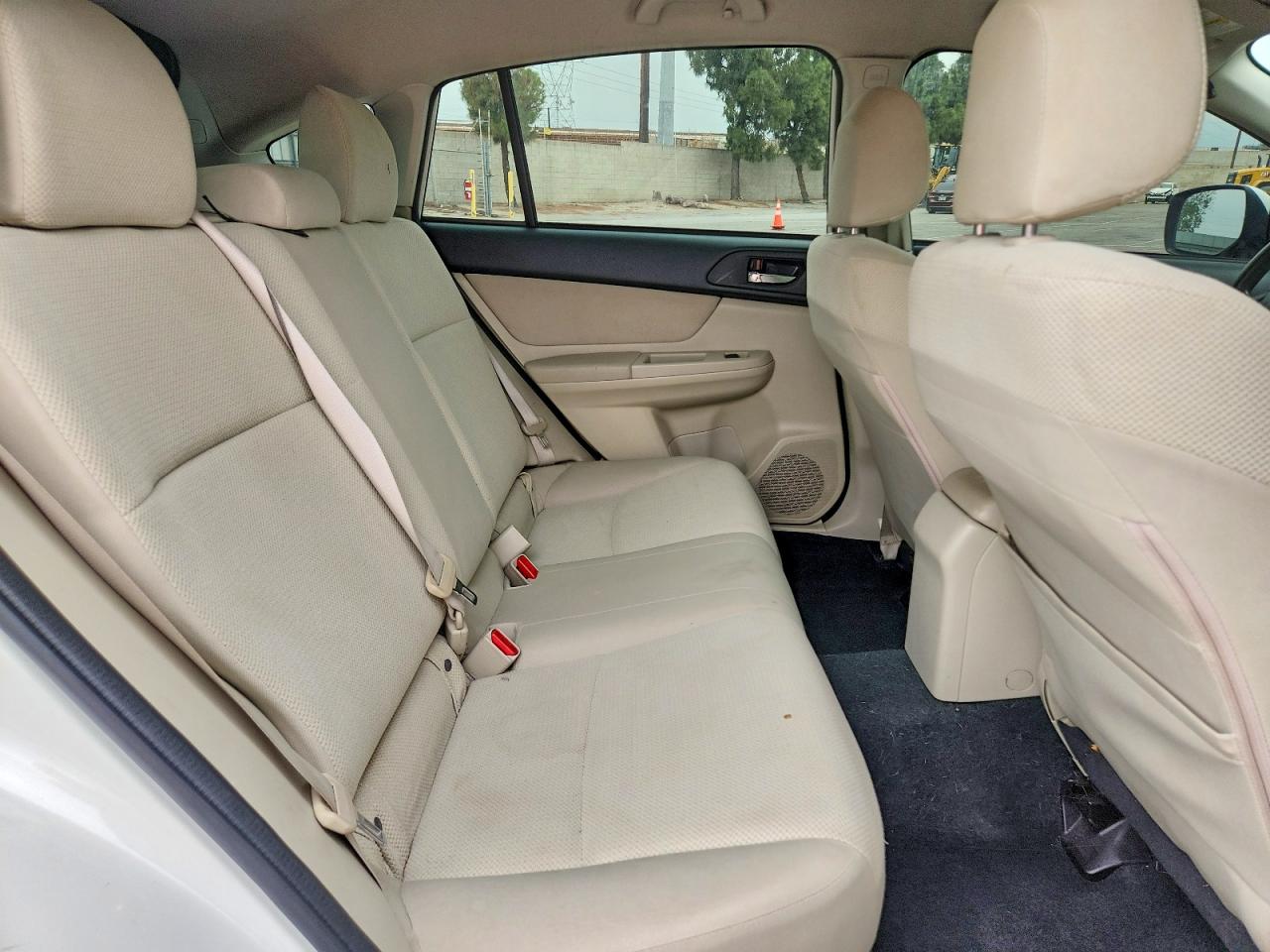 2014 Subaru Impreza Premium White vin: JF1GPAC67E8238118