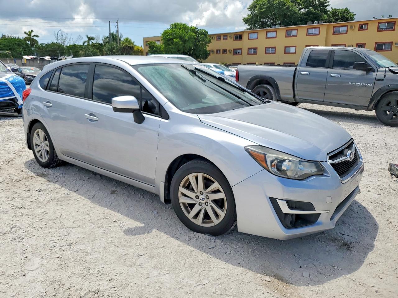 2015 Subaru Impreza Premium Silver vin: JF1GPAC67F8231915