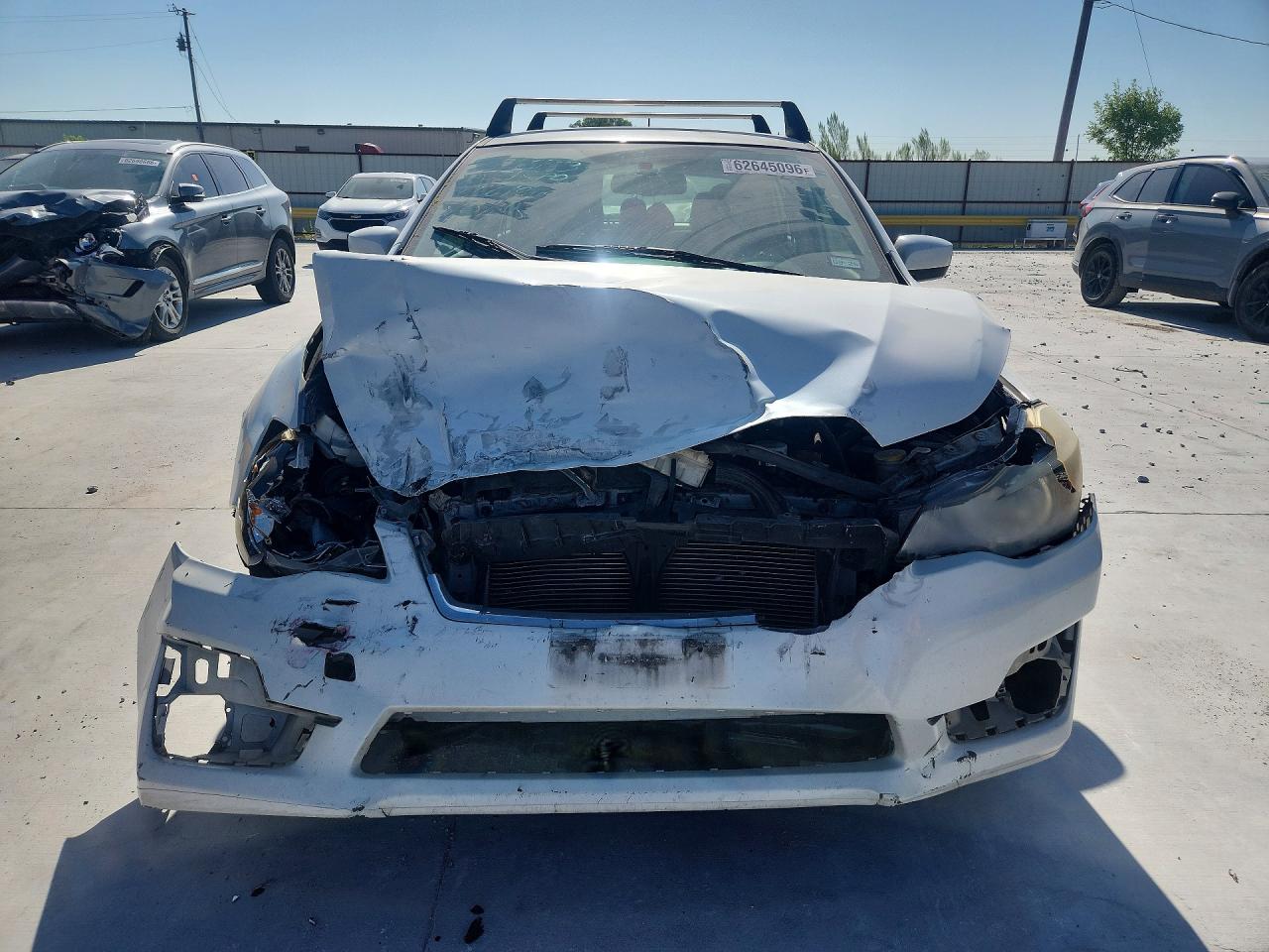 2015 Subaru Impreza Premium White vin: JF1GPAC67FH223040