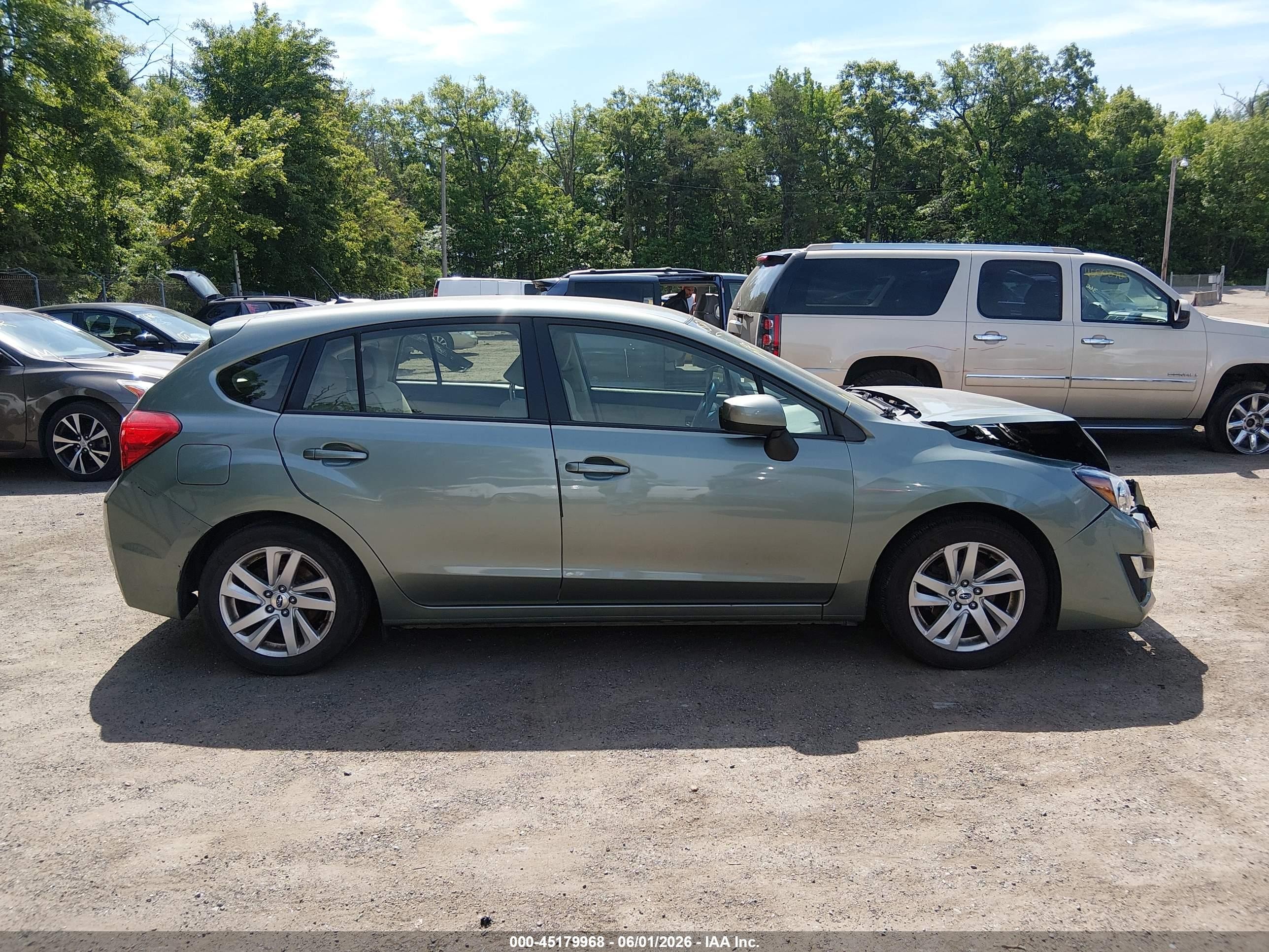 2015 Subaru Impreza 2.0i Premium Green vin: JF1GPAC67FH259116