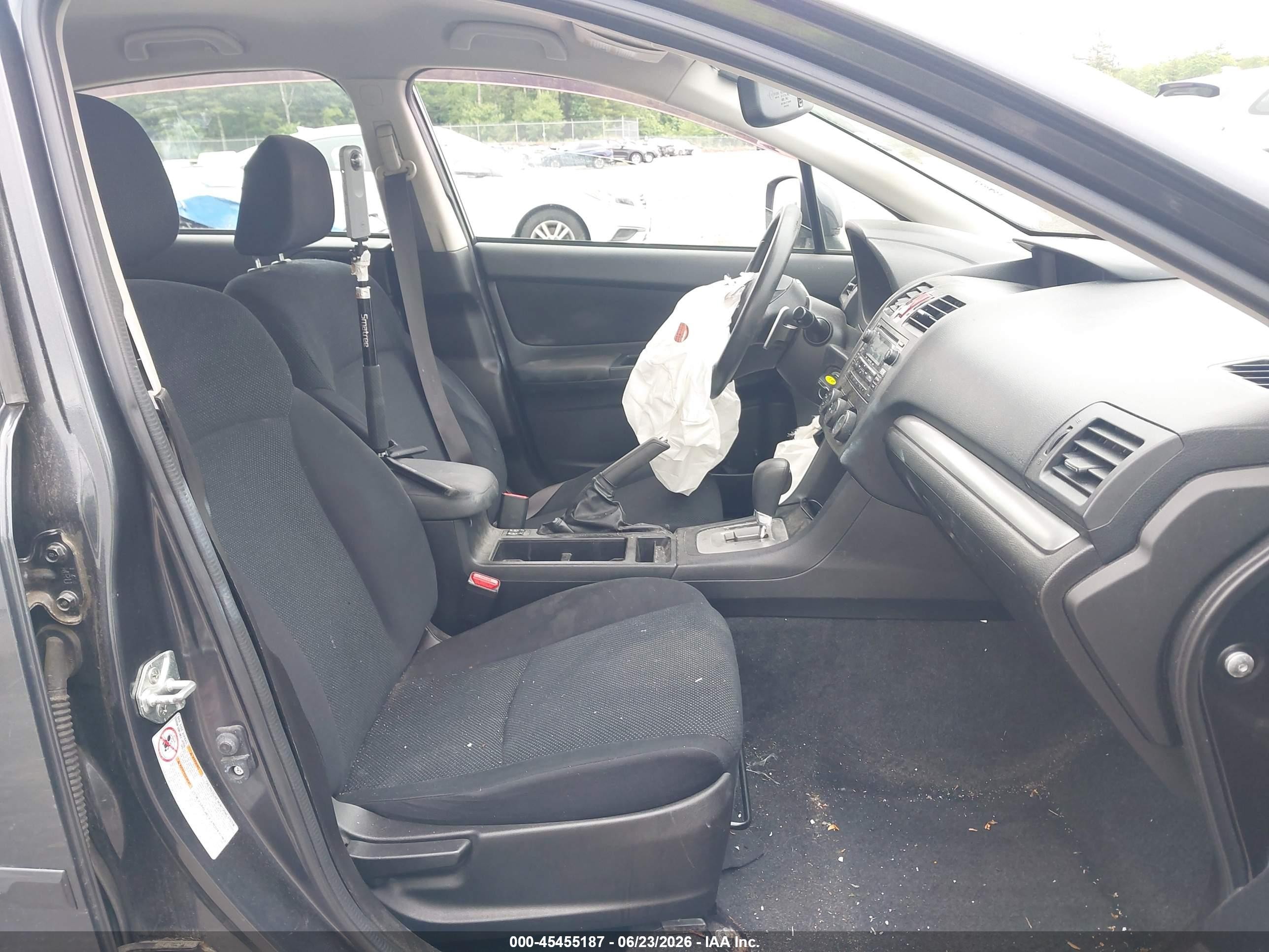 2012 Subaru Impreza 2.0i Premium Gray vin: JF1GPAC68CH216559