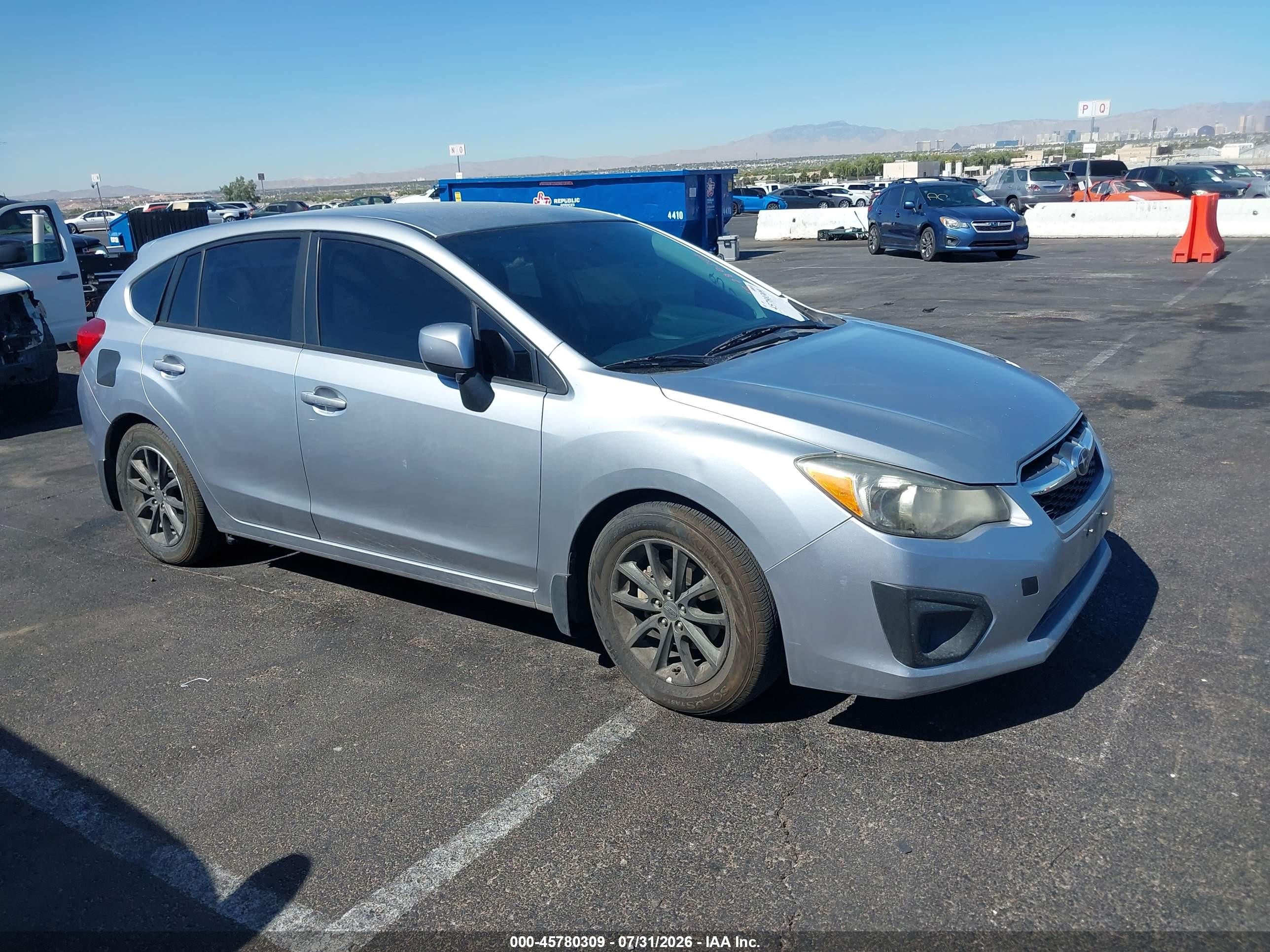 2013 Subaru Impreza 2.0i Premium Серебряный vin: JF1GPAC68DH831033