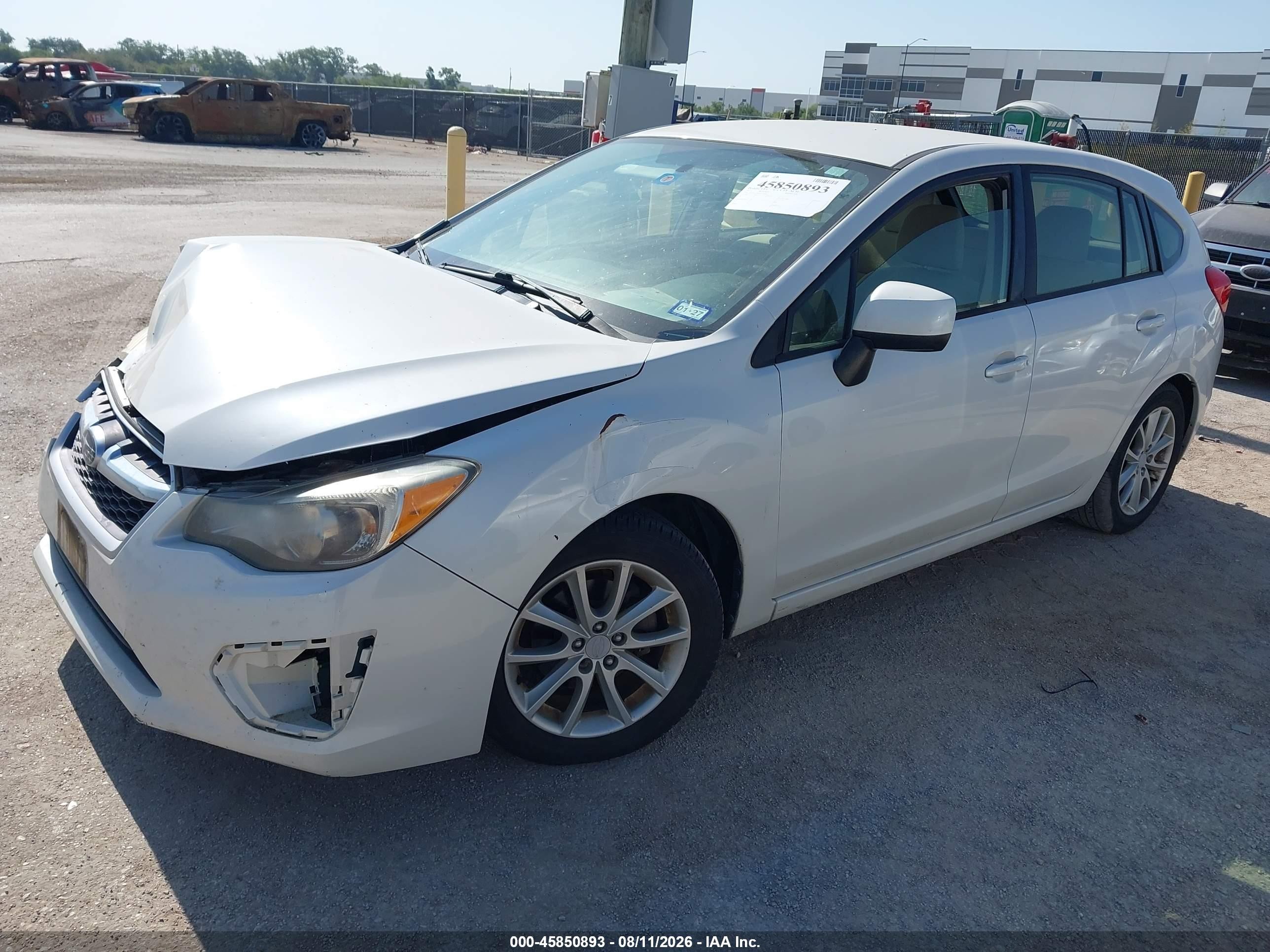 2014 Subaru Impreza 2.0i Premium White vin: JF1GPAC68E8262802