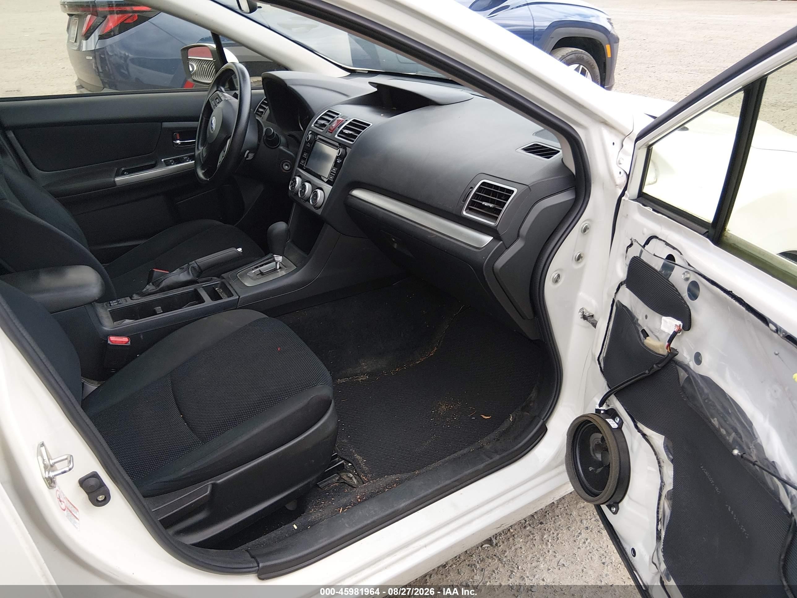 2015 Subaru Impreza 2.0i Premium Белый vin: JF1GPAC68F8313796