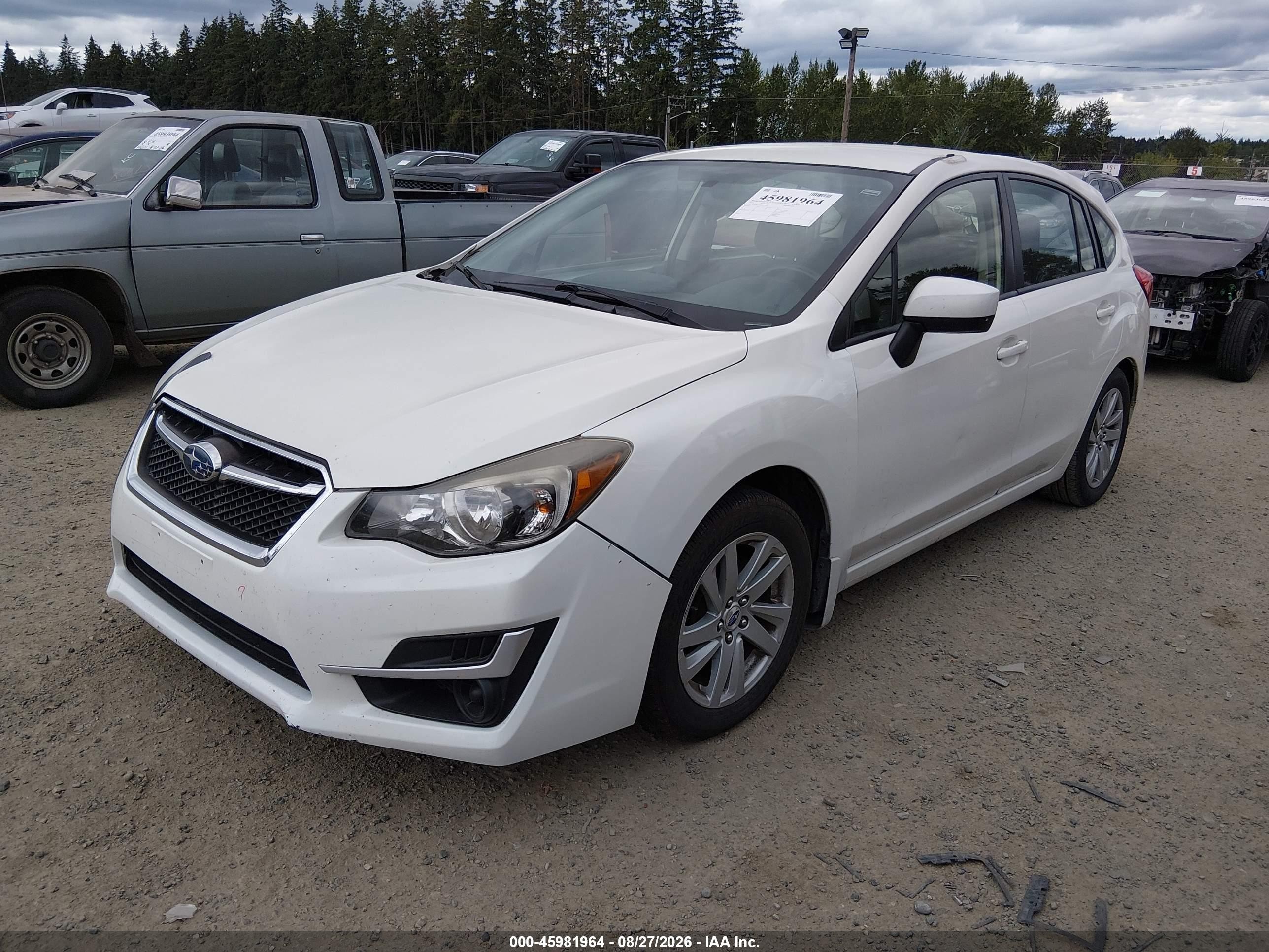 2015 Subaru Impreza 2.0i Premium Белый vin: JF1GPAC68F8313796