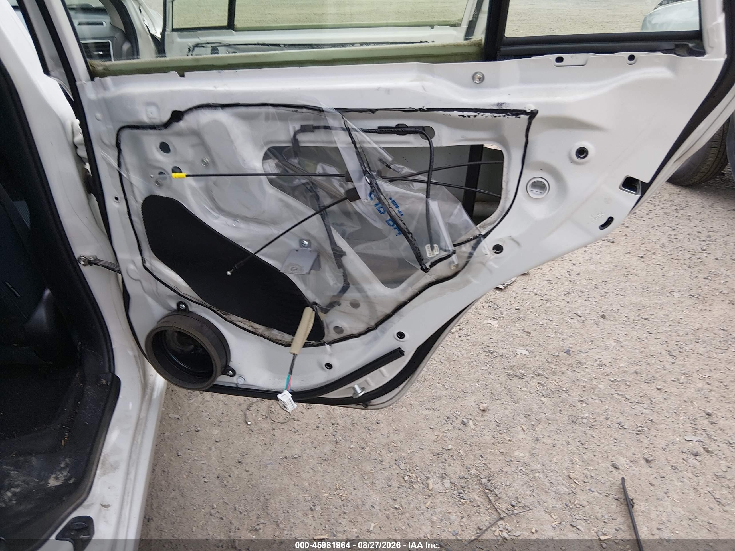 2015 Subaru Impreza 2.0i Premium Белый vin: JF1GPAC68F8313796