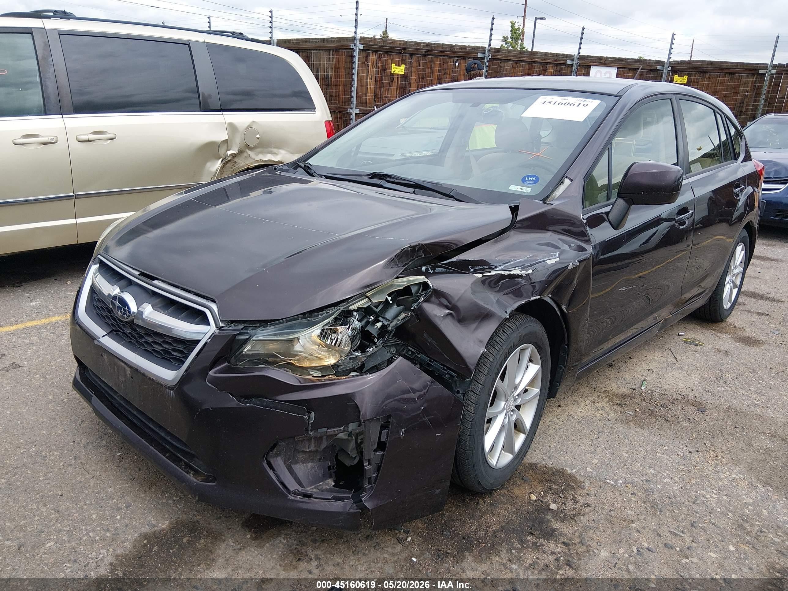 2013 Subaru Impreza 2.0i Premium Burgundy vin: JF1GPAC69D2873097