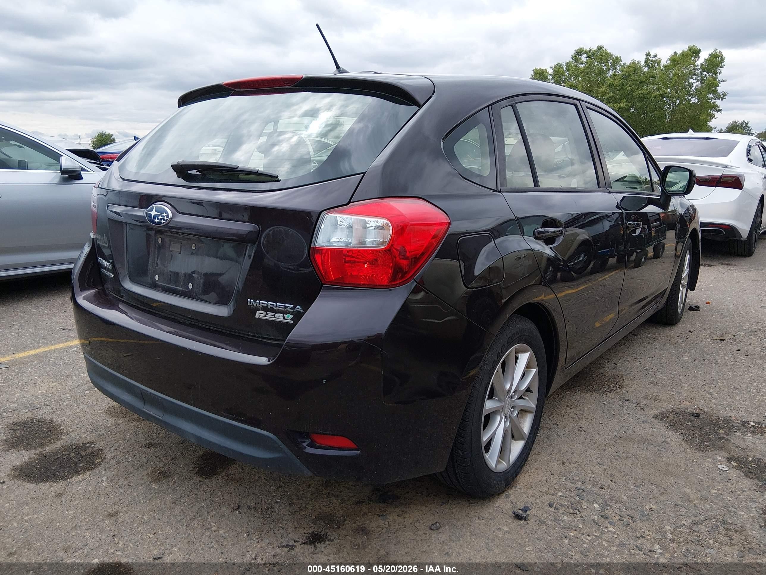 2013 Subaru Impreza 2.0i Premium Burgundy vin: JF1GPAC69D2873097