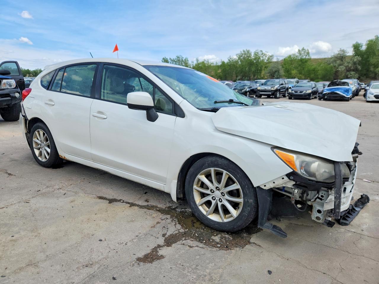 2013 Subaru Impreza Premium White vin: JF1GPAC69DH821031
