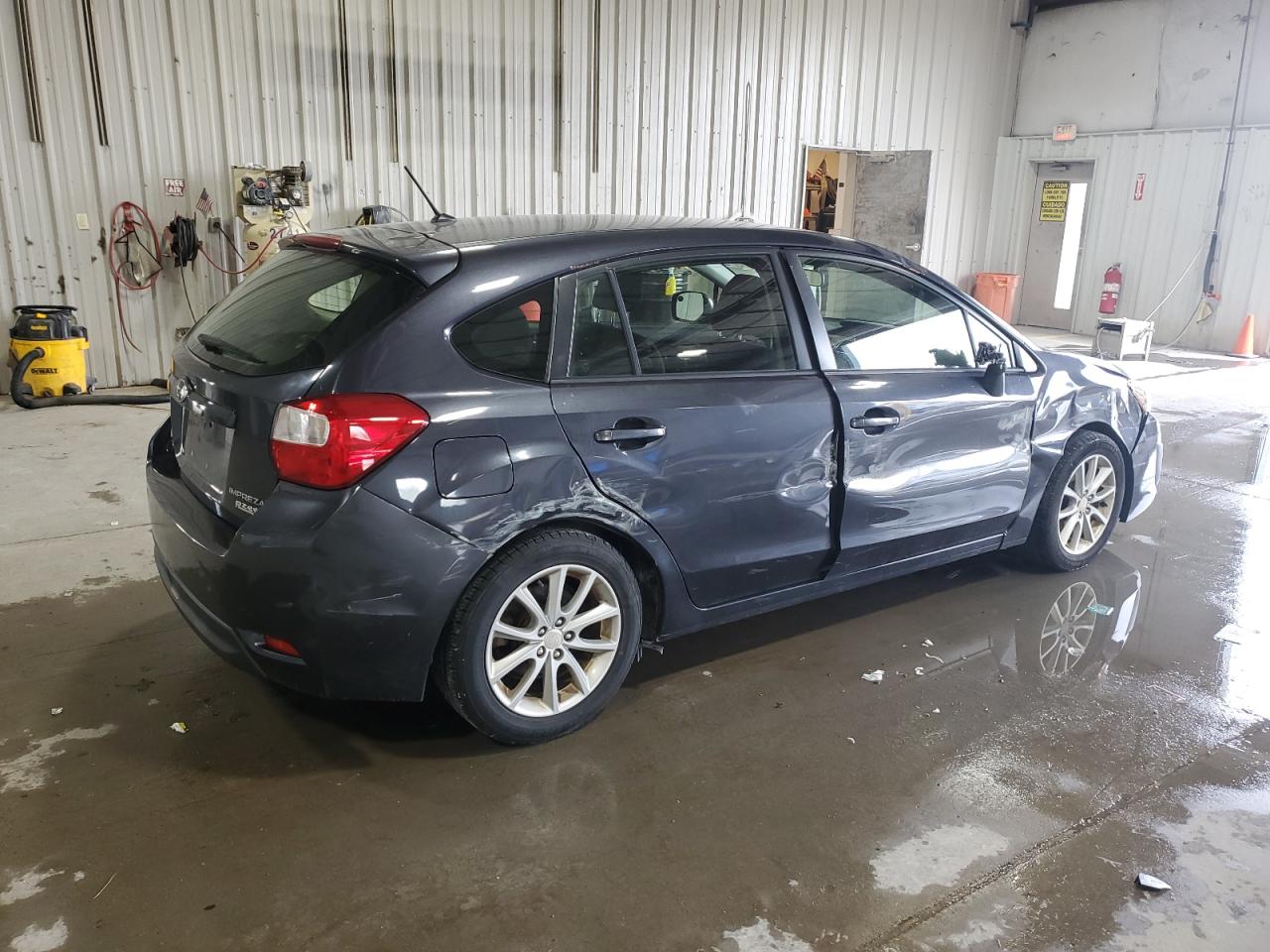 2014 Subaru Impreza Premium Charcoal vin: JF1GPAC69E8234507