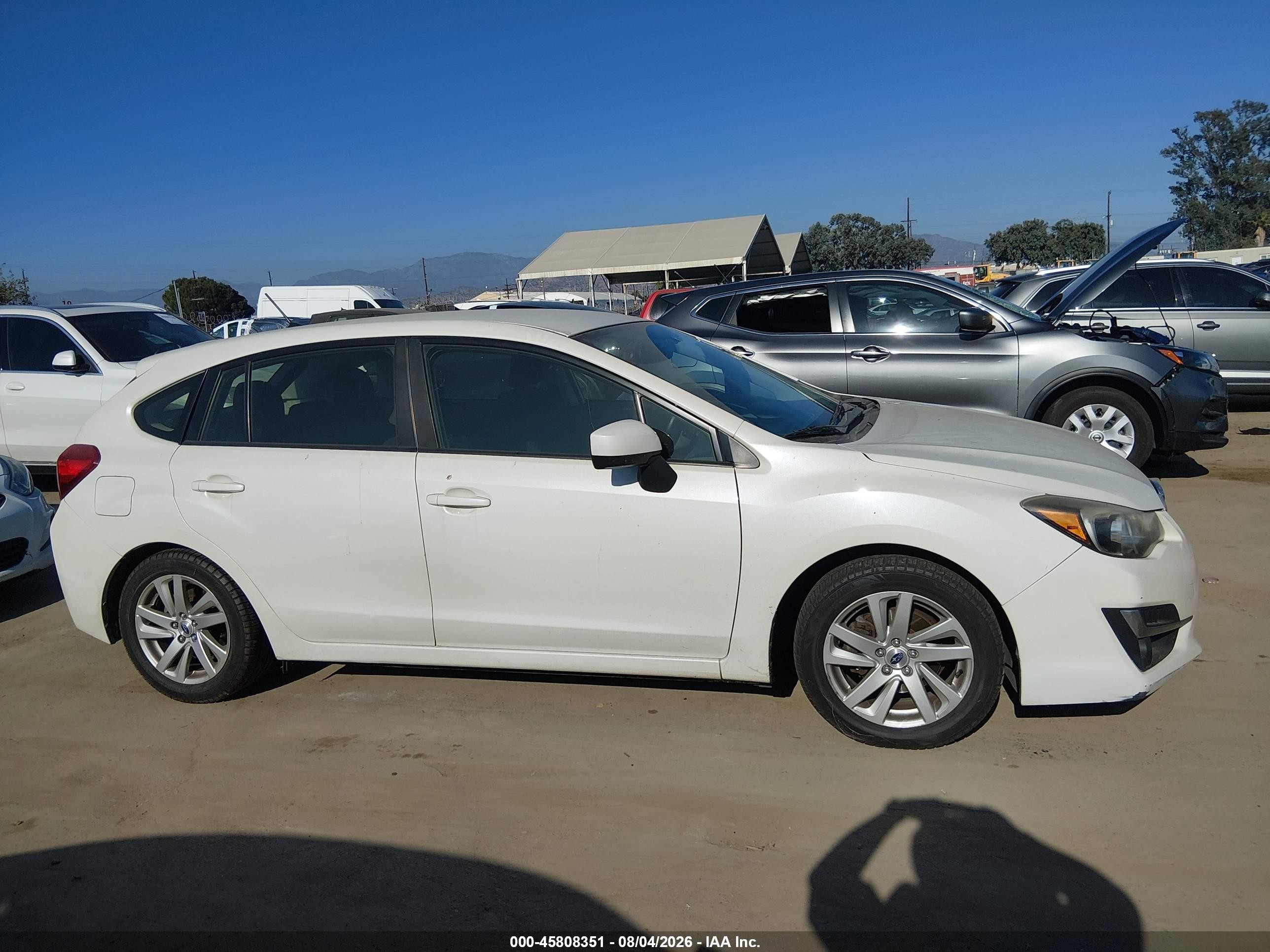 2015 Subaru Impreza 2.0i Premium Белый vin: JF1GPAC69F8305934