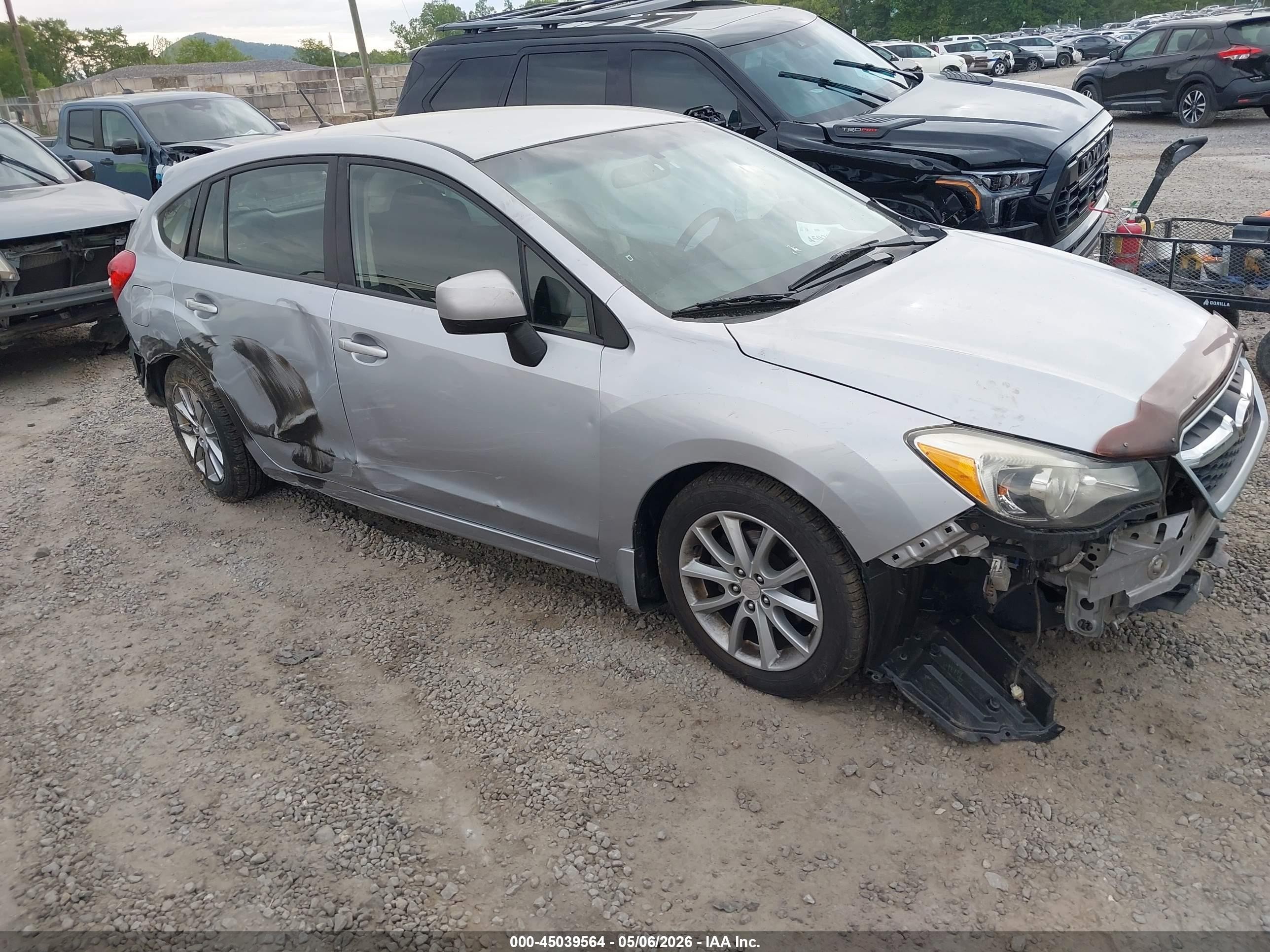 2012 Subaru Impreza 2.0i Premium Серебряный vin: JF1GPAC6XCG222336