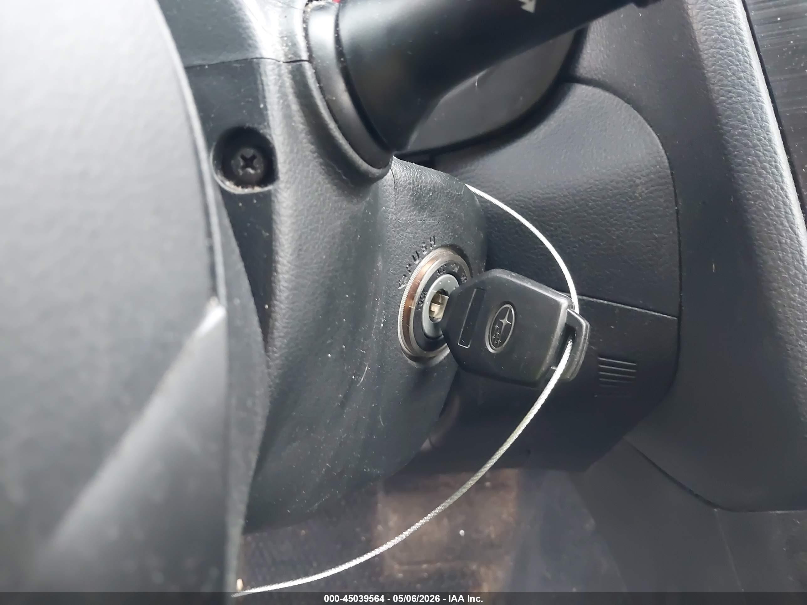 2012 Subaru Impreza 2.0i Premium Серебряный vin: JF1GPAC6XCG222336