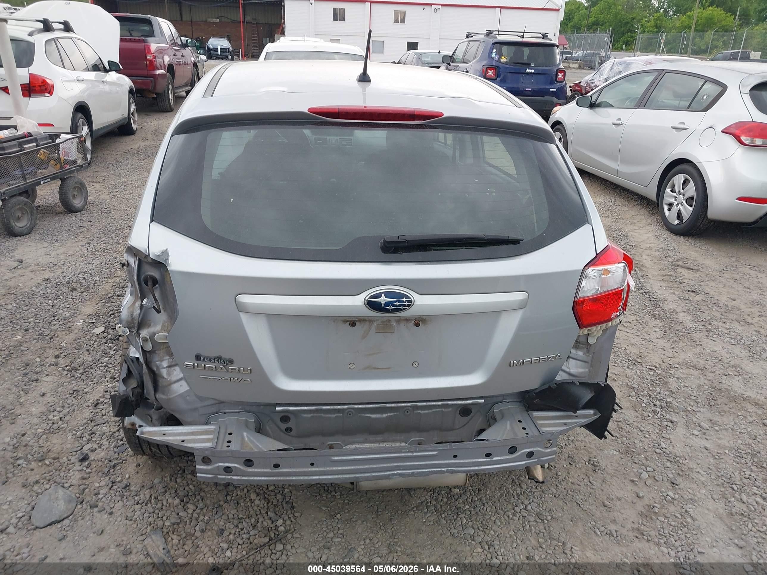 2012 Subaru Impreza 2.0i Premium Серебряный vin: JF1GPAC6XCG222336