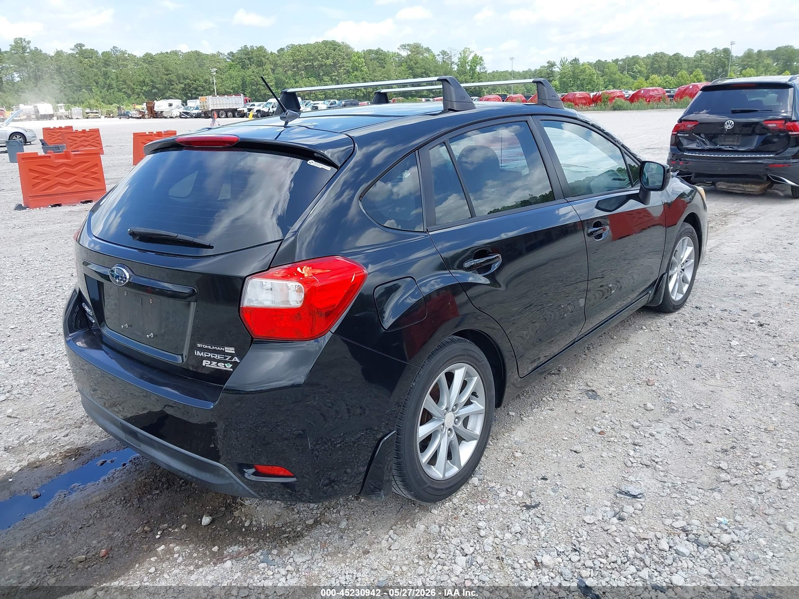 2012 Subaru Impreza 2.0i Premium Black vin: JF1GPAC6XCH208673