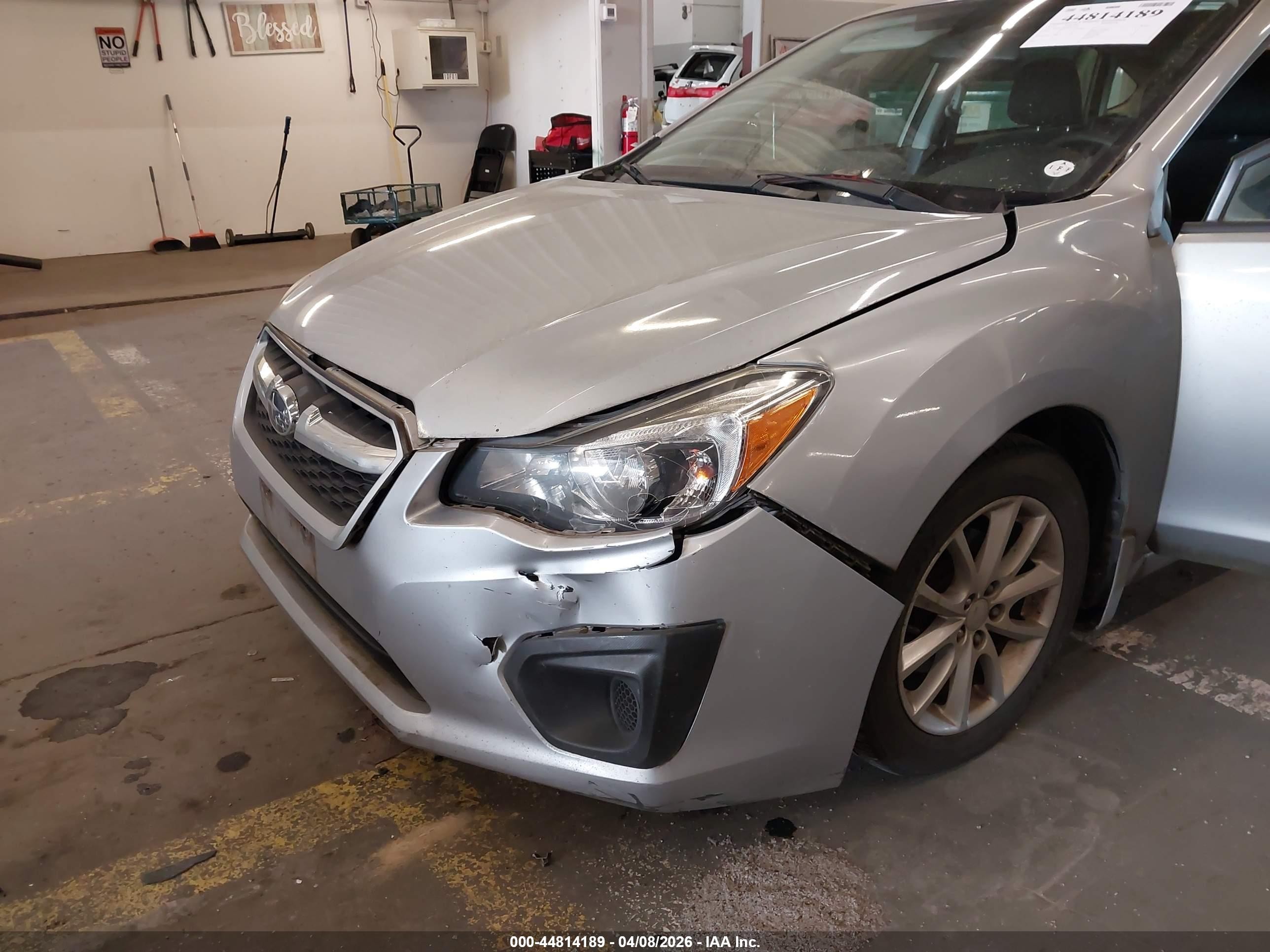 2013 Subaru Impreza 2.0i Premium Silver vin: JF1GPAC6XDH811107