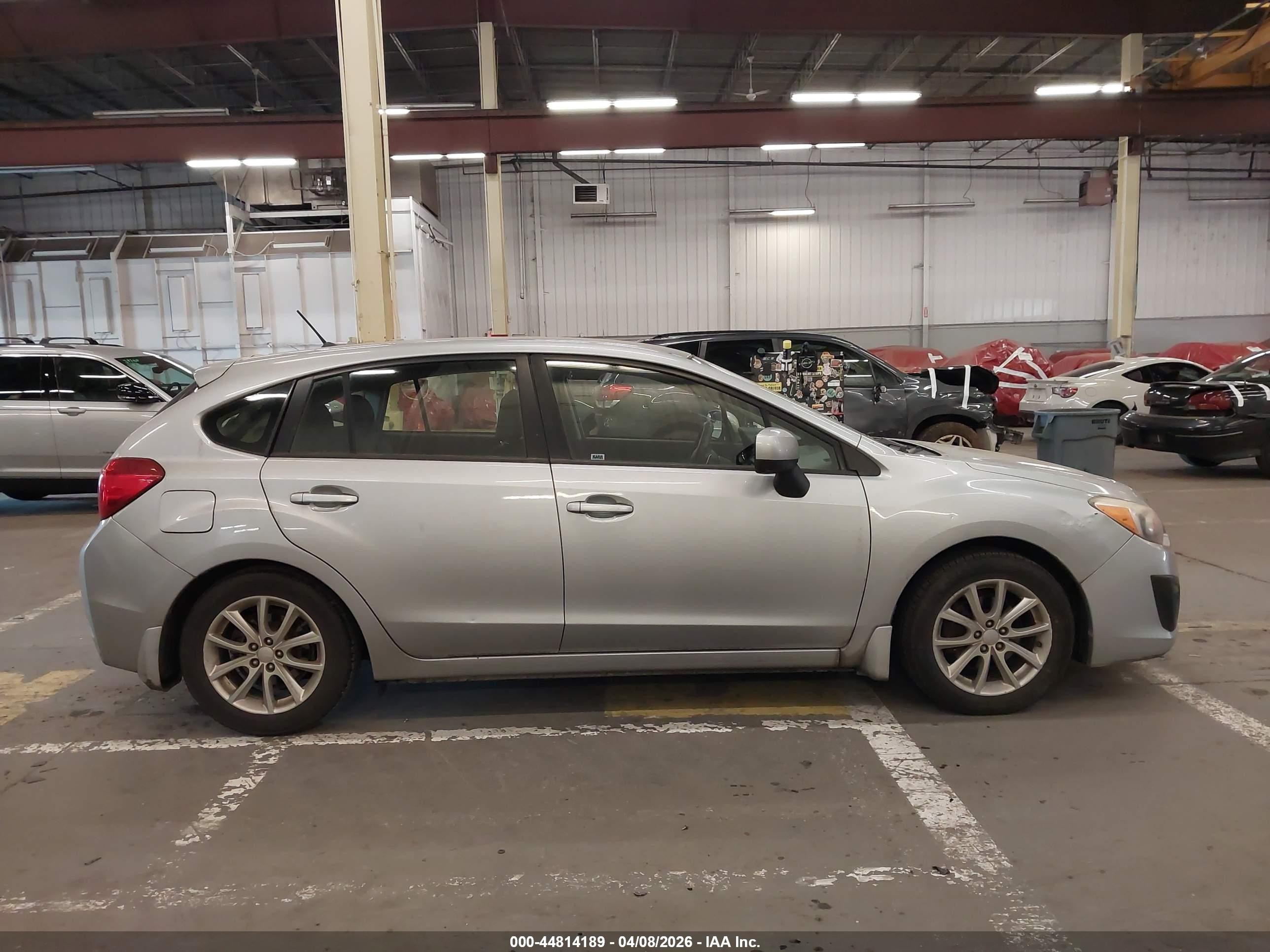 2013 Subaru Impreza 2.0i Premium Silver vin: JF1GPAC6XDH811107