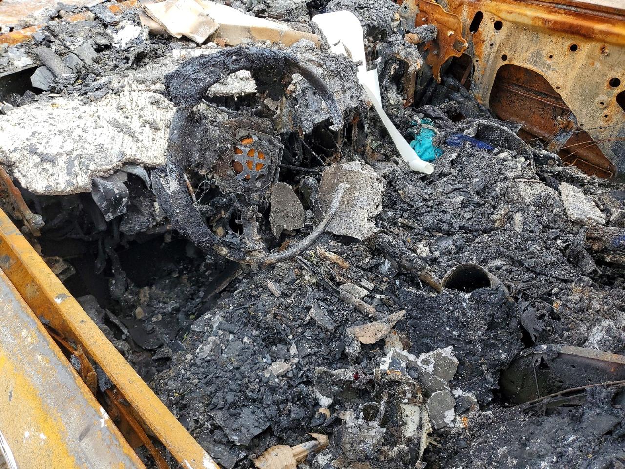 2015 Subaru Impreza Premium Burn vin: JF1GPAC6XF8301942