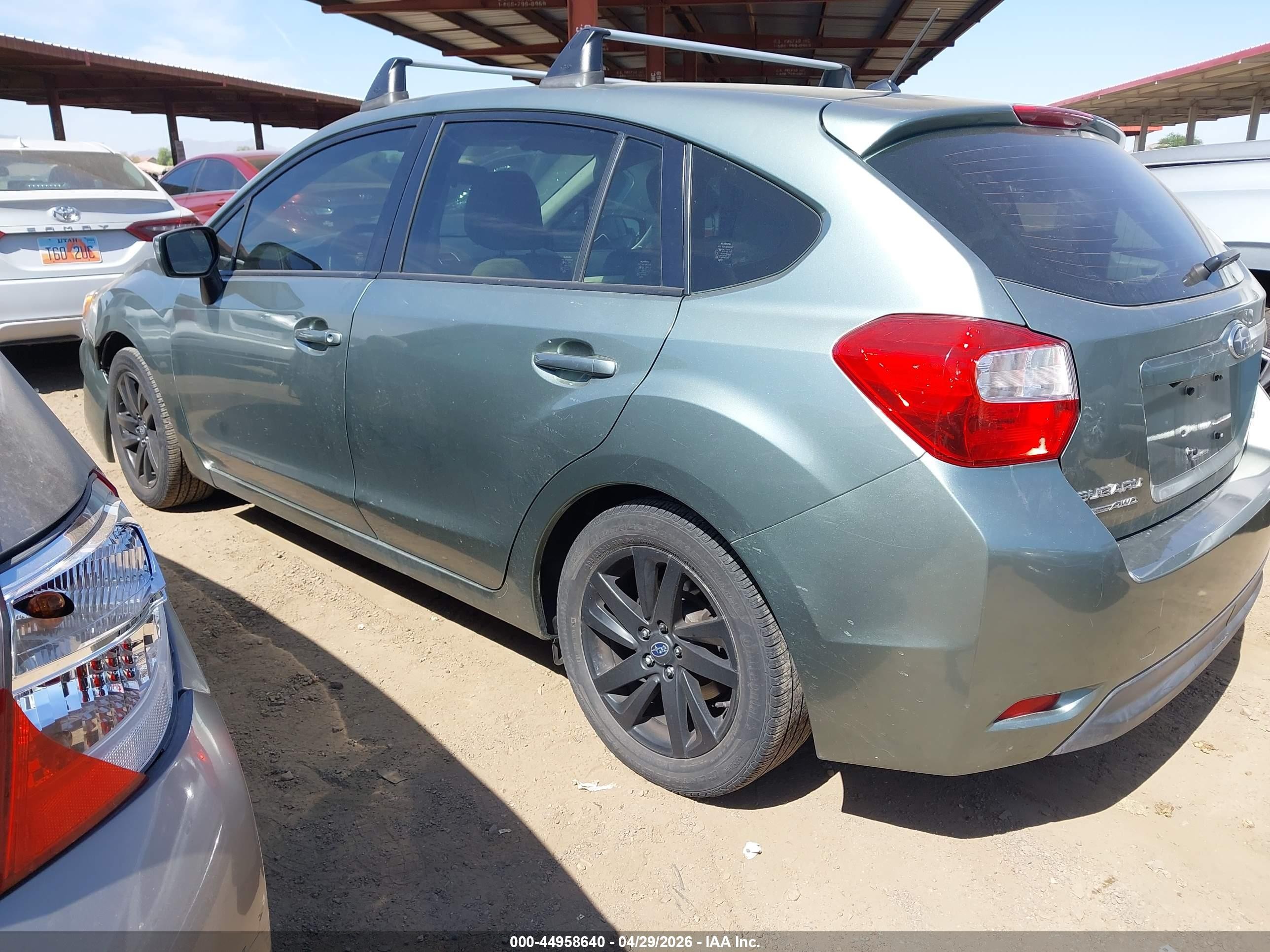 2015 Subaru Impreza 2.0i Premium Green vin: JF1GPAC6XFH252662