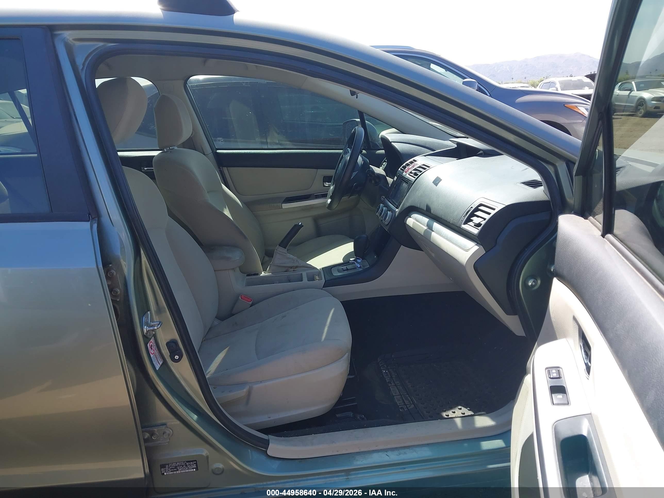 2015 Subaru Impreza 2.0i Premium Green vin: JF1GPAC6XFH252662