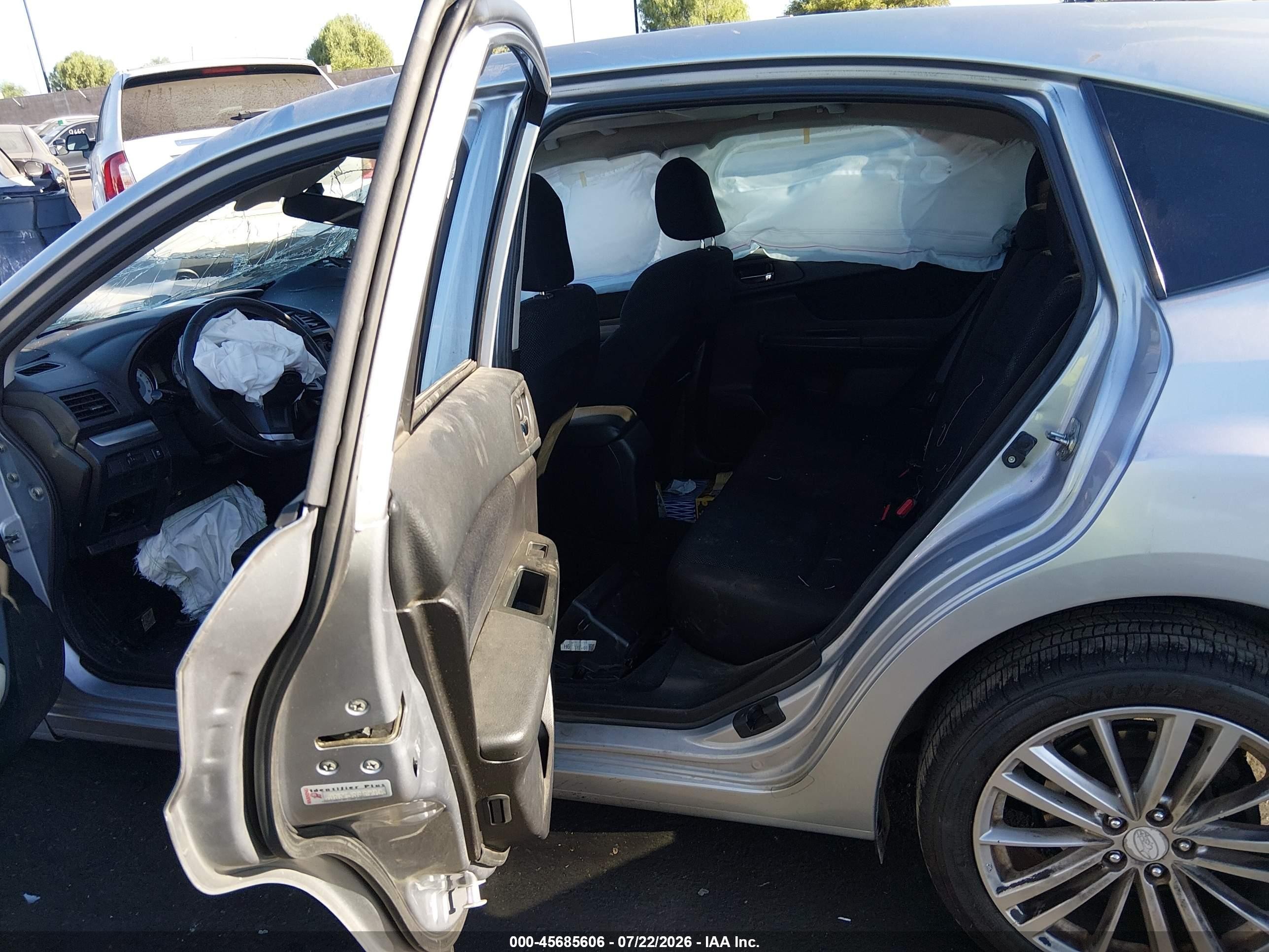 2013 Subaru Impreza 2.0i Premium Silver vin: JF1GPAD60D1807994