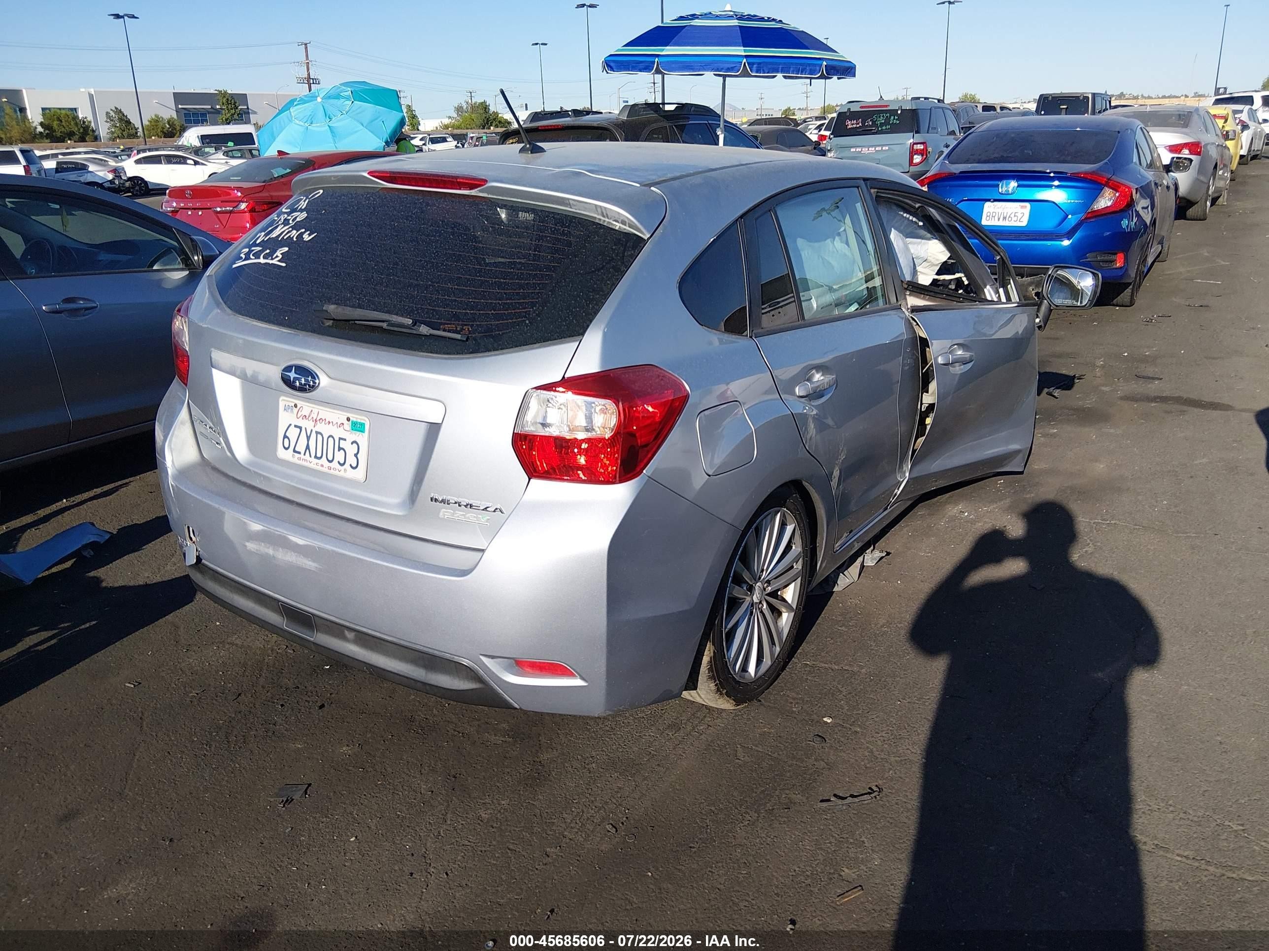 2013 Subaru Impreza 2.0i Premium Silver vin: JF1GPAD60D1807994