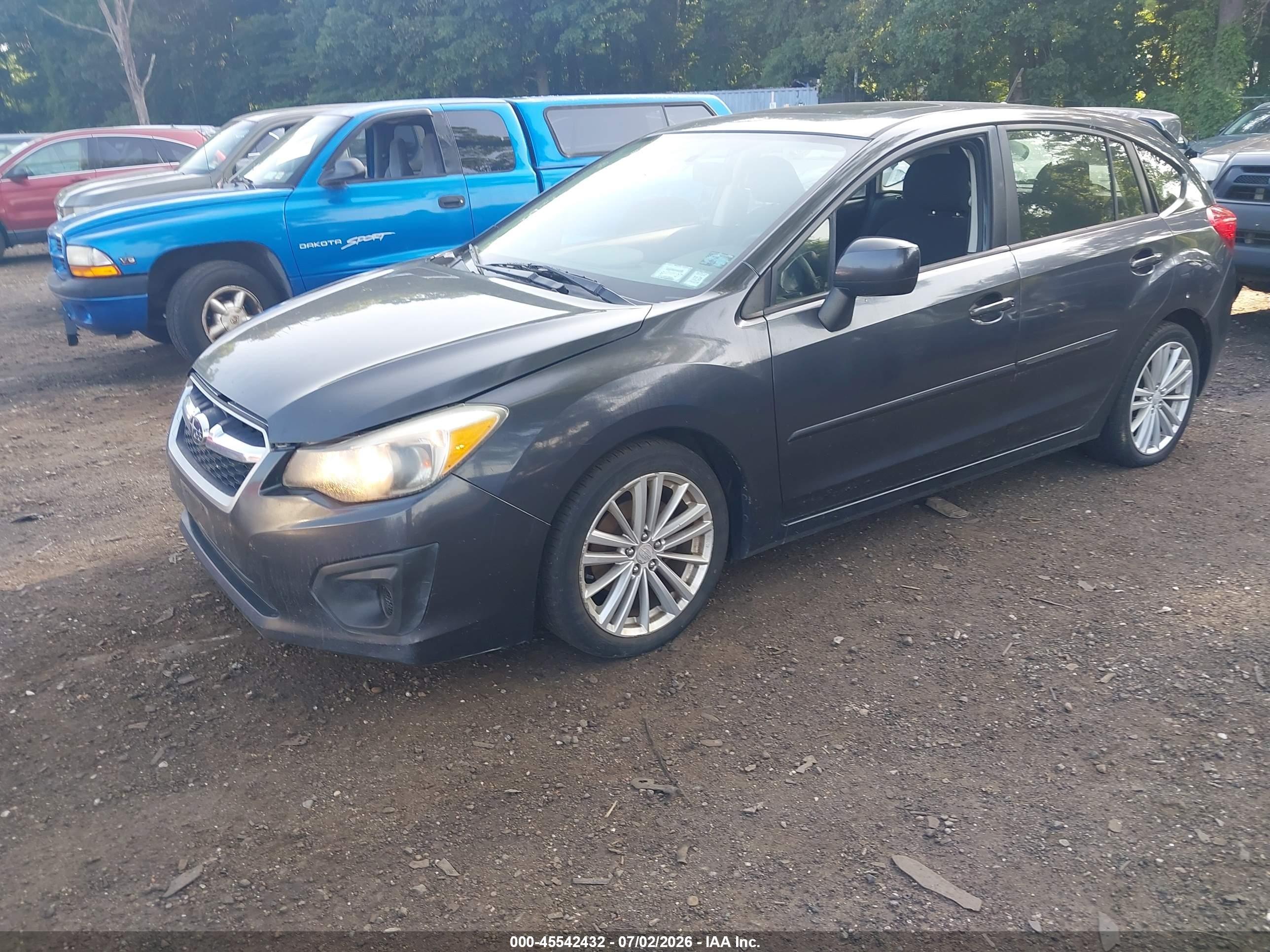 2013 Subaru Impreza 2.0i Premium Gray vin: JF1GPAD60DH202039