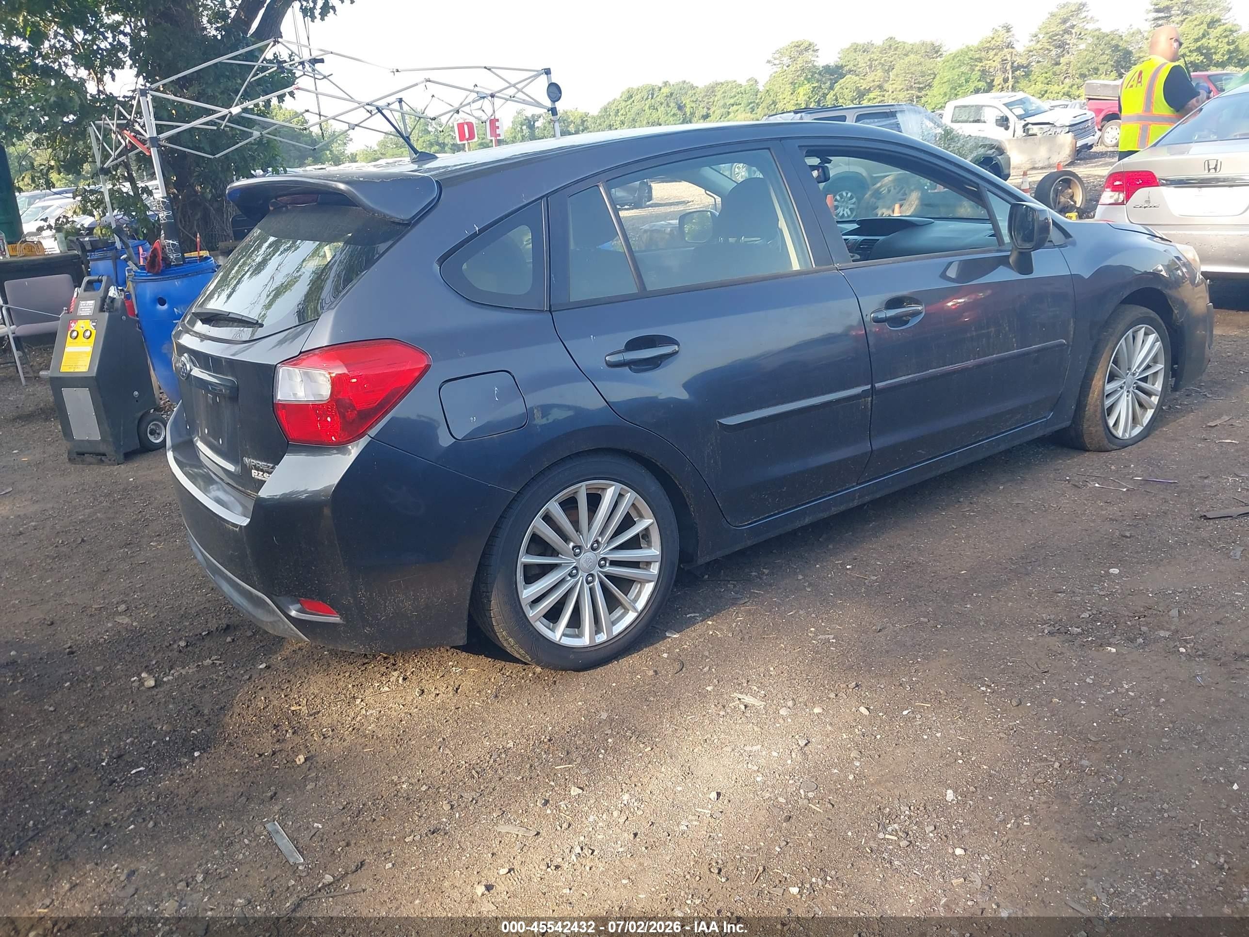 2013 Subaru Impreza 2.0i Premium Gray vin: JF1GPAD60DH202039