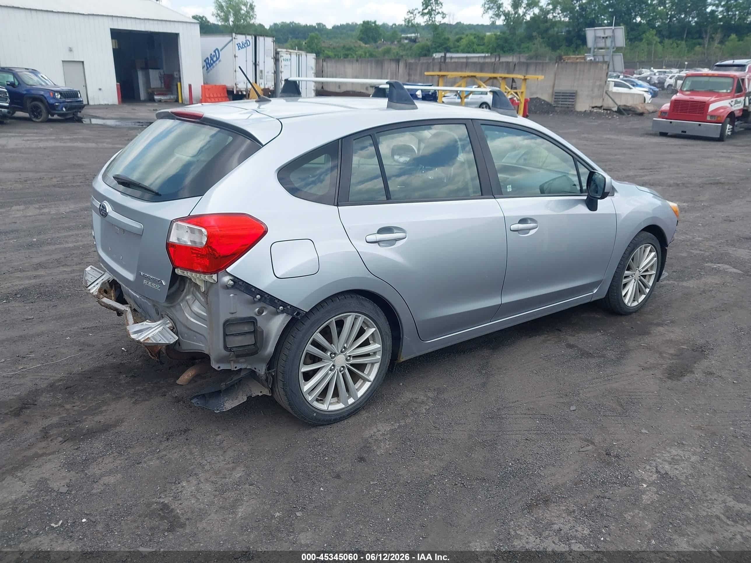 2012 Subaru Impreza 2.0i Premium Silver vin: JF1GPAD61CH203005