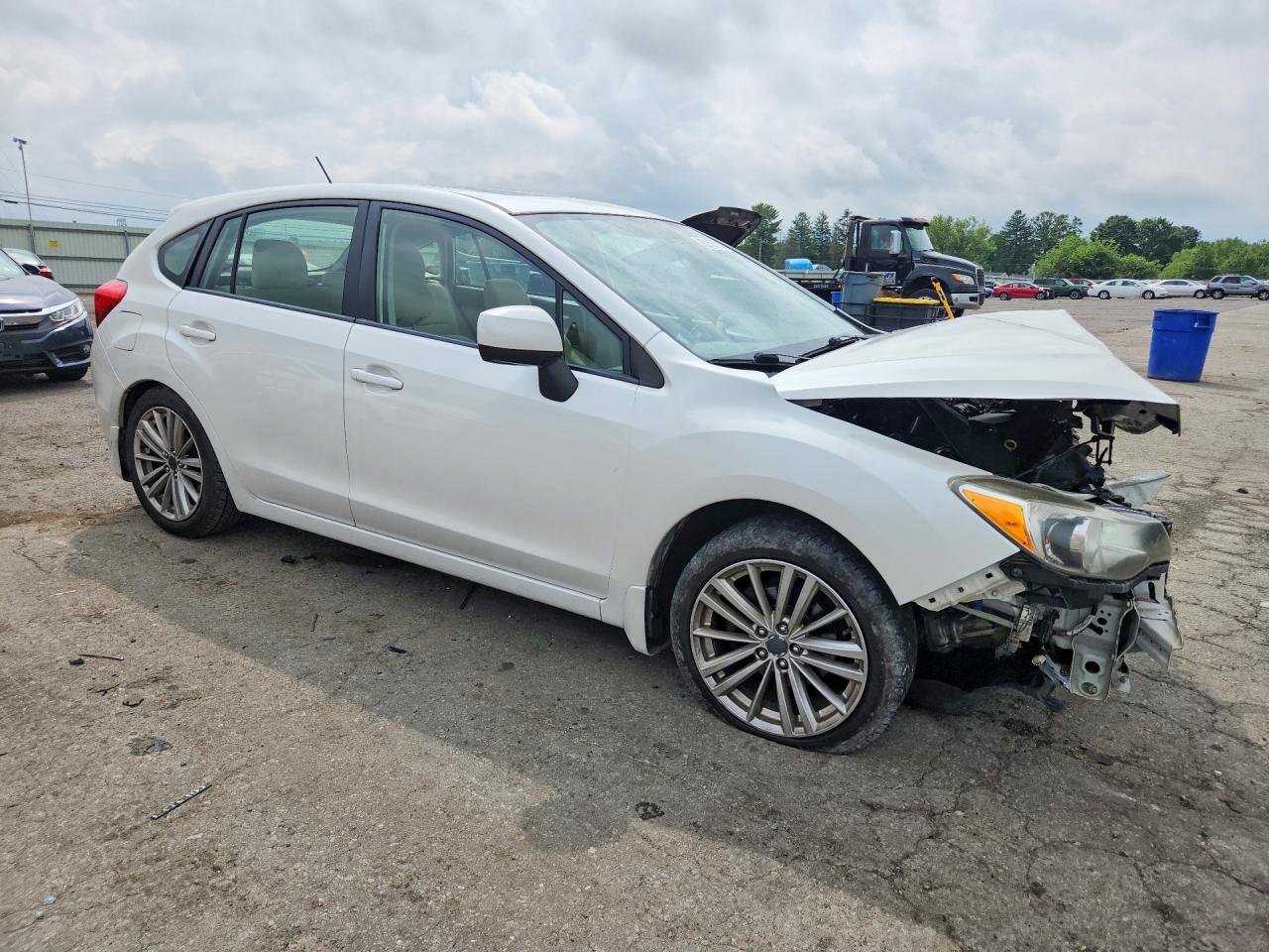 2012 Subaru Impreza Premium White vin: JF1GPAD63CH217133